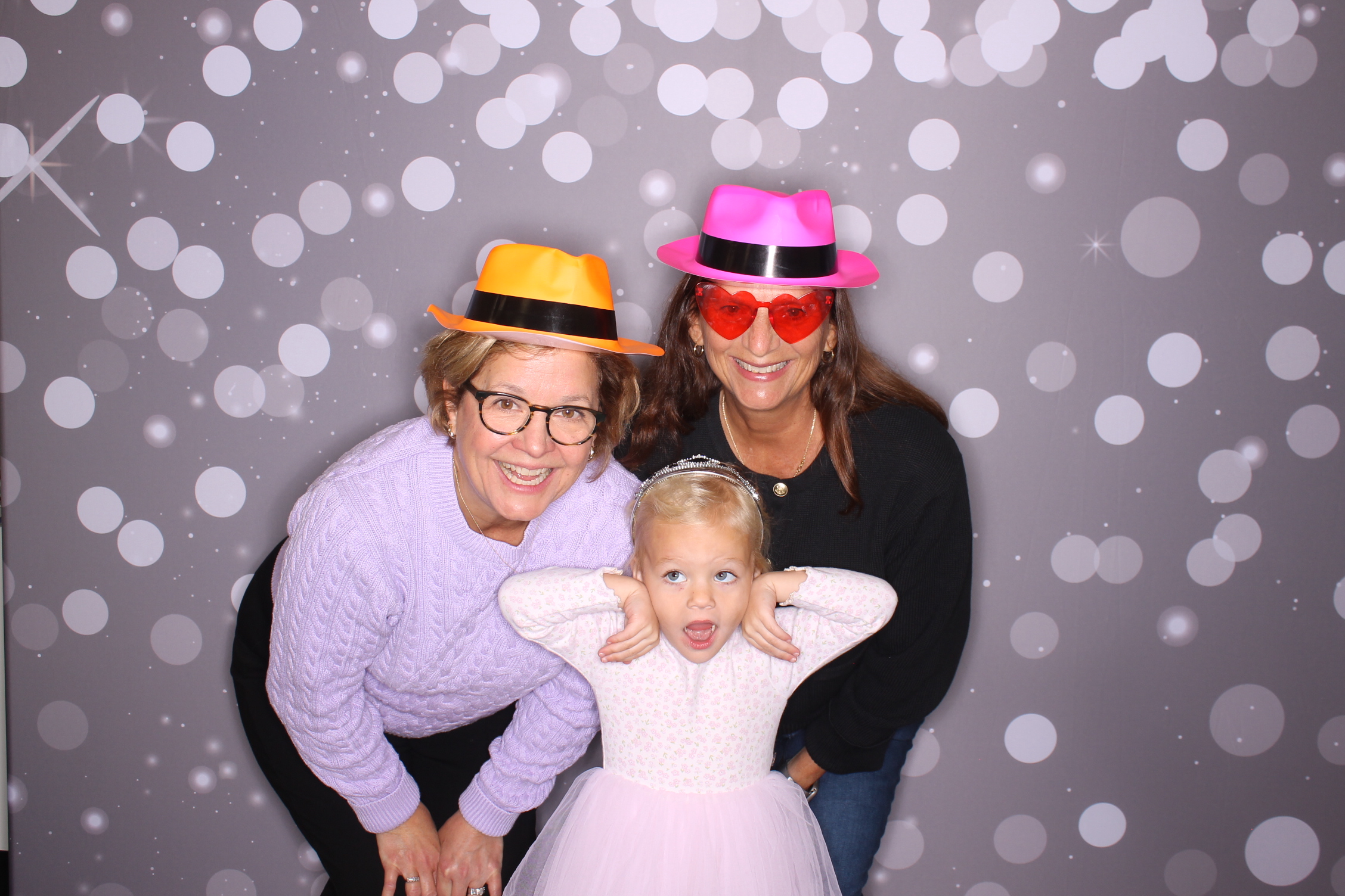 Grand Parents Day | View more photos from the event at gallery.photoboothcincy.com/u/PhotoBoothCincy/Grand-Parents-Day