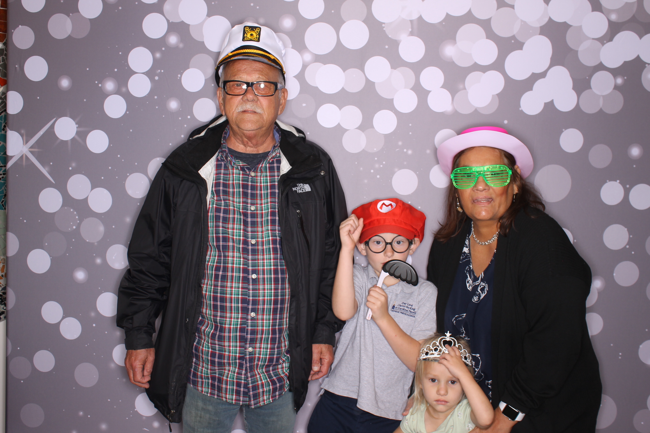 Grand Parents Day | View more photos from the event at gallery.photoboothcincy.com/u/PhotoBoothCincy/Grand-Parents-Day