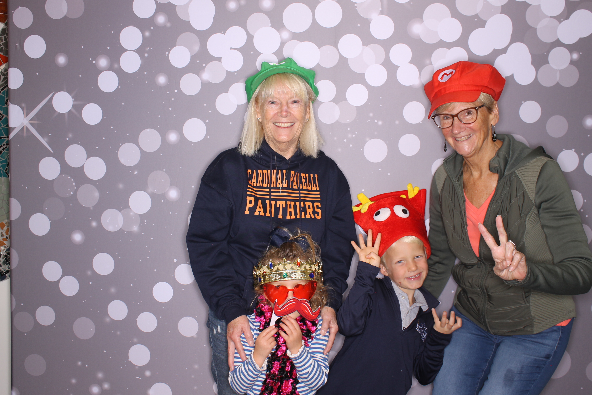 Grand Parents Day | View more photos from the event at gallery.photoboothcincy.com/u/PhotoBoothCincy/Grand-Parents-Day