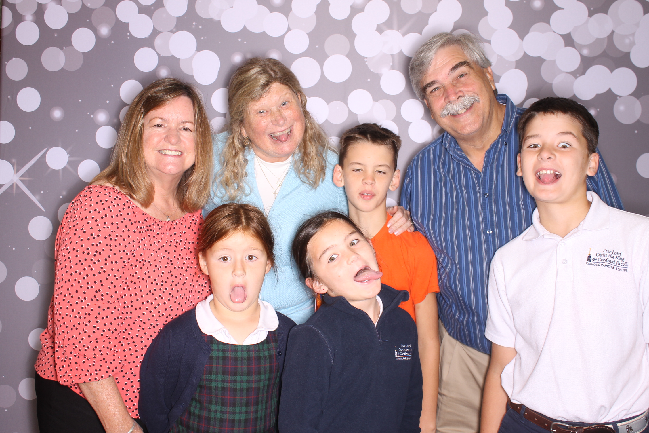 Grand Parents Day | View more photos from the event at gallery.photoboothcincy.com/u/PhotoBoothCincy/Grand-Parents-Day