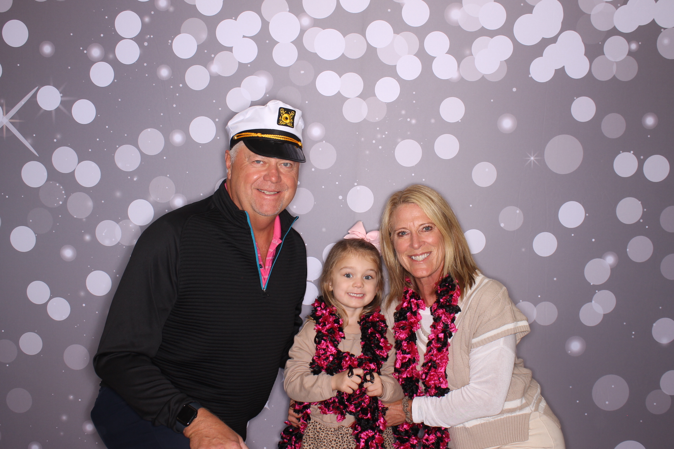 Grand Parents Day | View more photos from the event at gallery.photoboothcincy.com/u/PhotoBoothCincy/Grand-Parents-Day