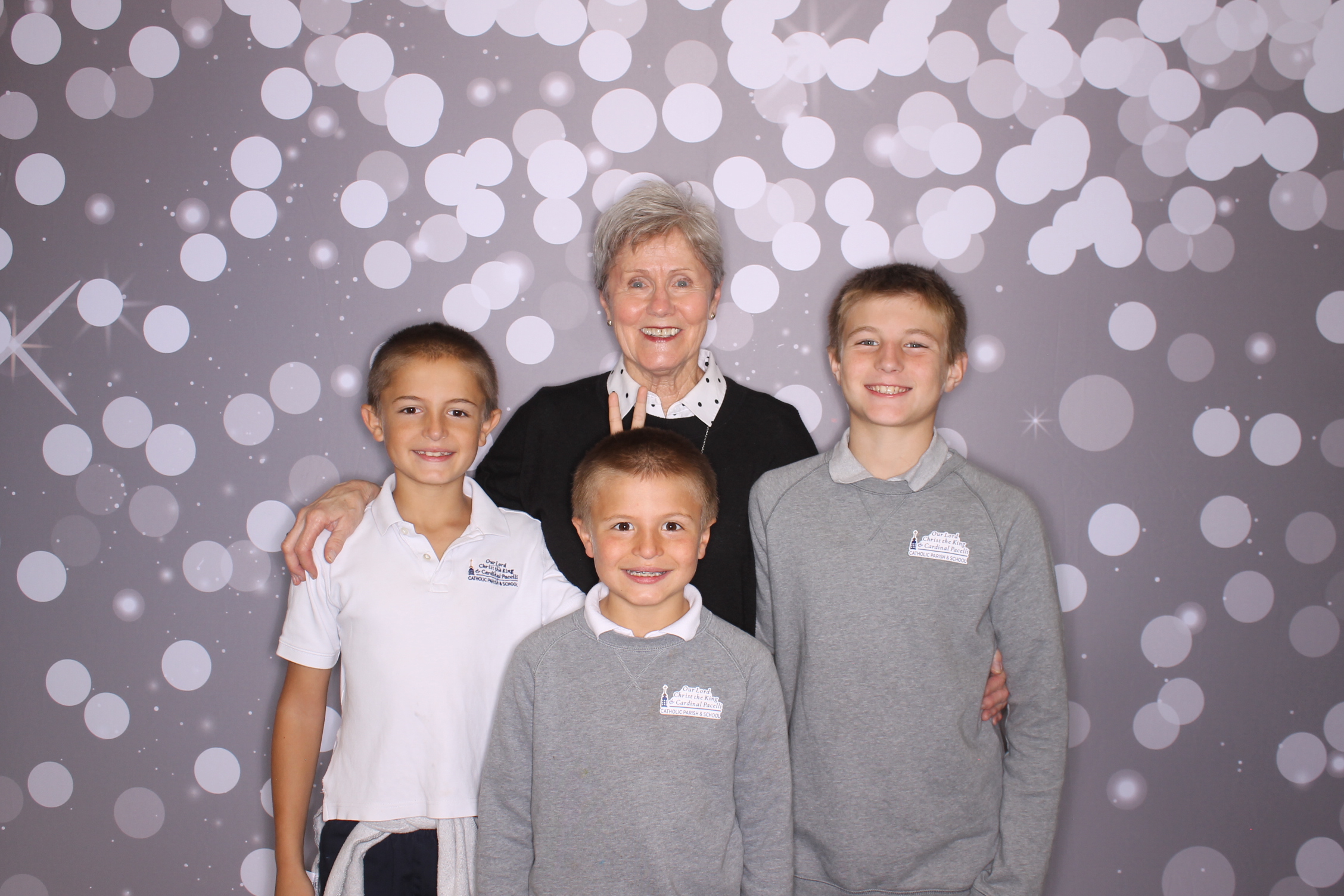 Grand Parents Day | View more photos from the event at gallery.photoboothcincy.com/u/PhotoBoothCincy/Grand-Parents-Day