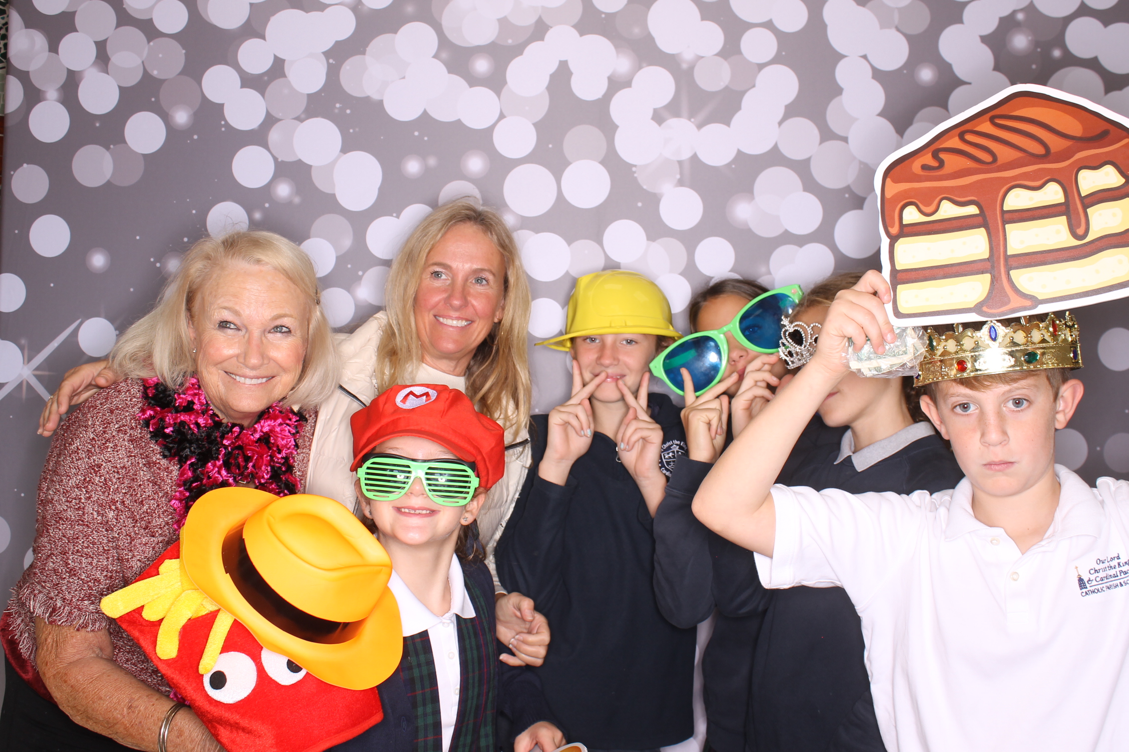 Grand Parents Day | View more photos from the event at gallery.photoboothcincy.com/u/PhotoBoothCincy/Grand-Parents-Day