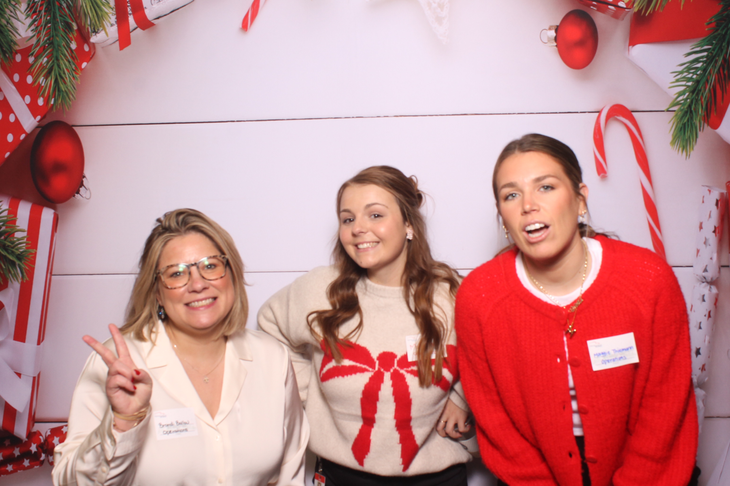 Great American Insurance Holiday Party 2024 | View more photos from the event at gallery.photoboothcincy.com/u/PhotoBoothCincy/Great-American-Insurance-Holiday-Party-2024