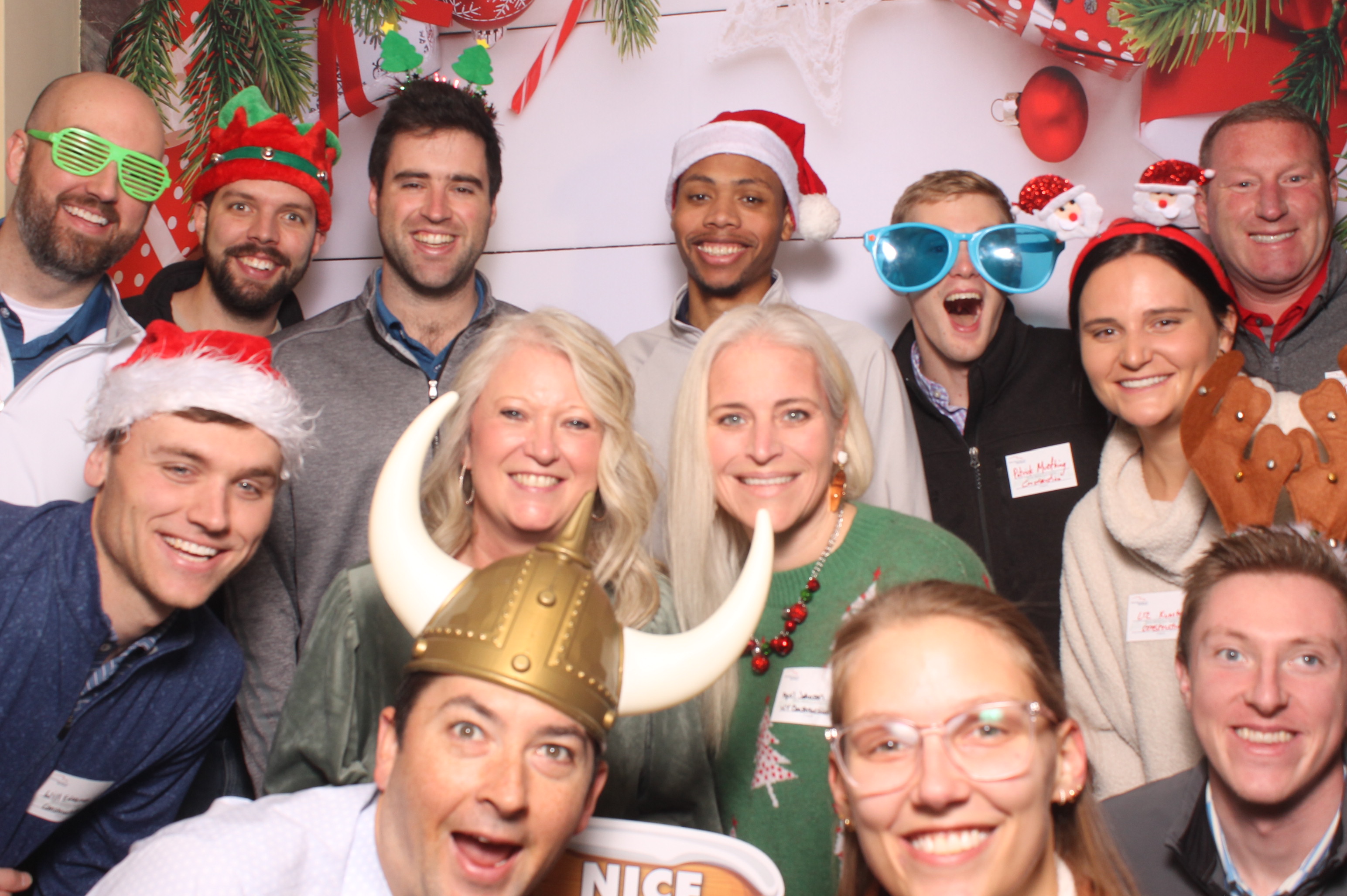 Great American Insurance Holiday Party 2024 | View more photos from the event at gallery.photoboothcincy.com/u/PhotoBoothCincy/Great-American-Insurance-Holiday-Party-2024