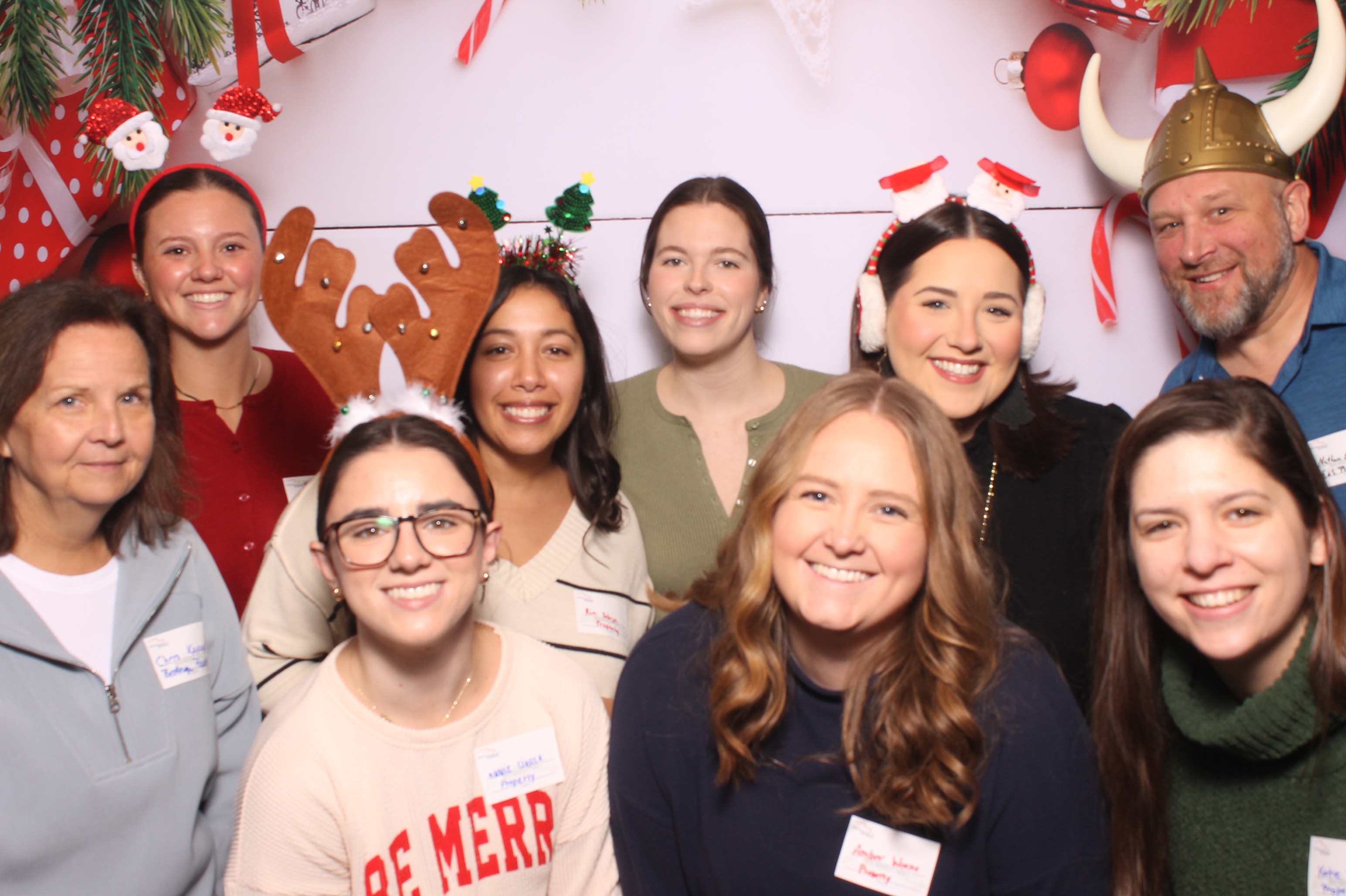 Great American Insurance Holiday Party 2024 | View more photos from the event at gallery.photoboothcincy.com/u/PhotoBoothCincy/Great-American-Insurance-Holiday-Party-2024