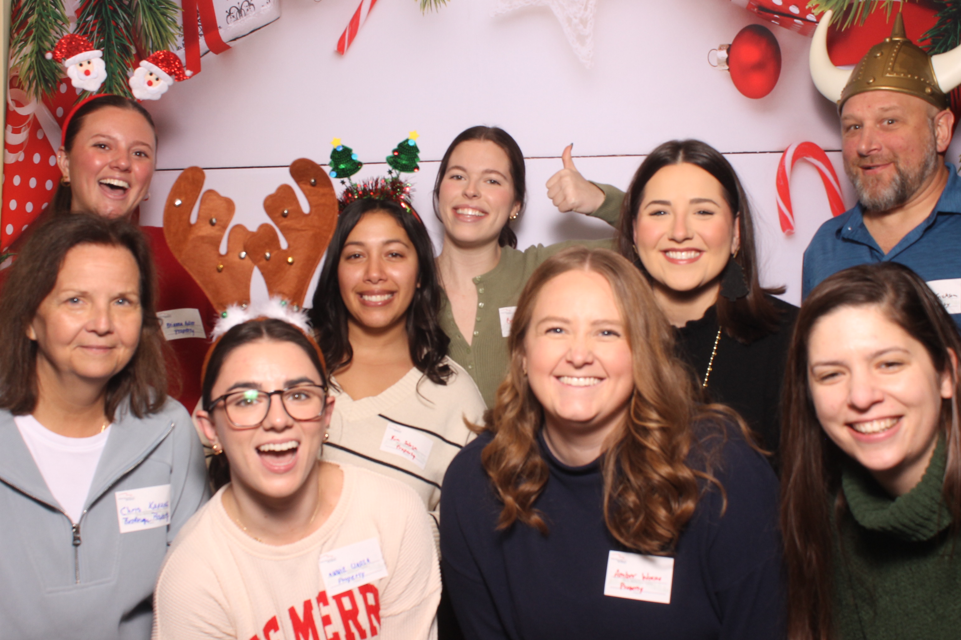 Great American Insurance Holiday Party 2024 | View more photos from the event at gallery.photoboothcincy.com/u/PhotoBoothCincy/Great-American-Insurance-Holiday-Party-2024