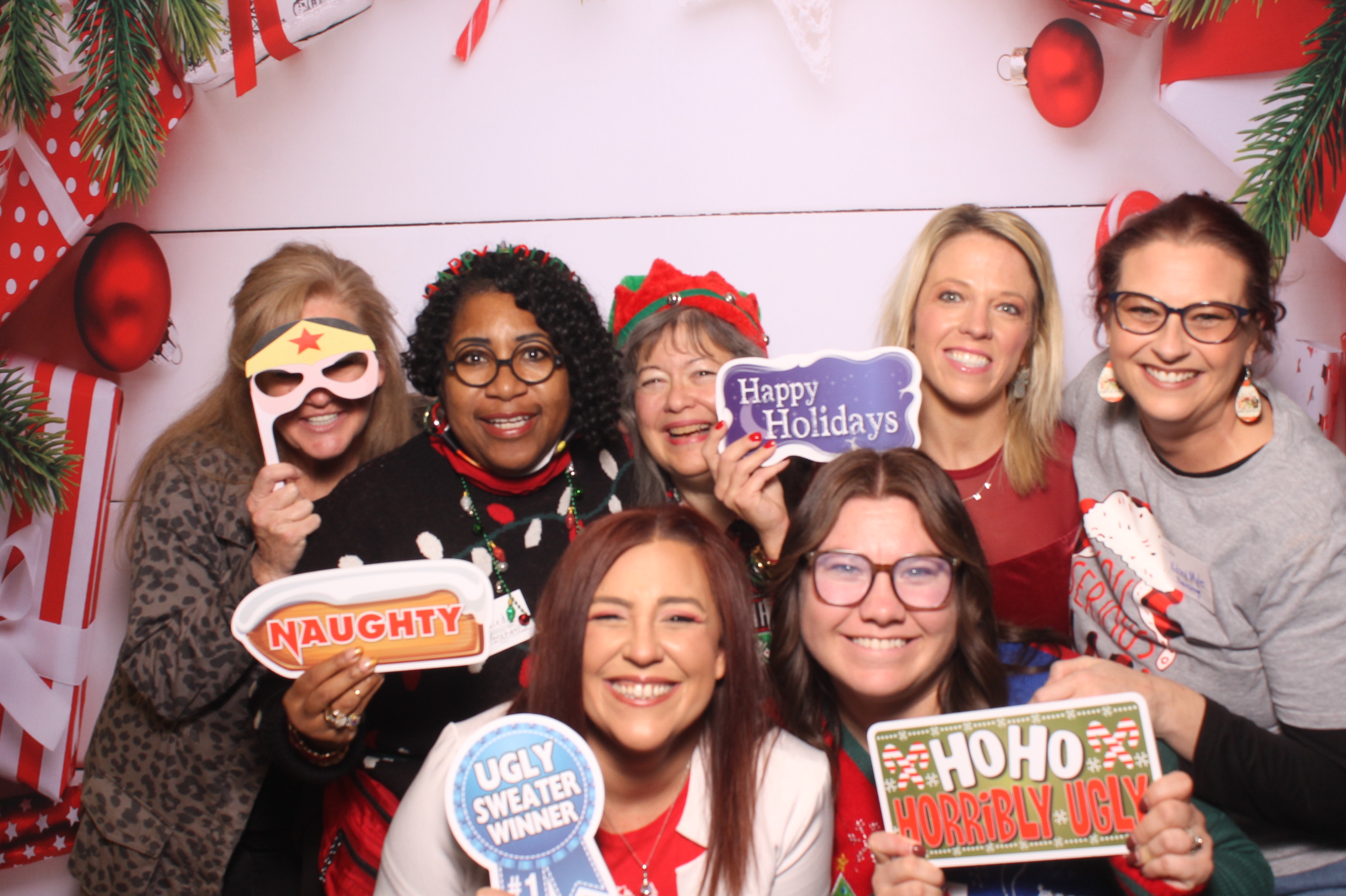 Great American Insurance Holiday Party 2024 | View more photos from the event at gallery.photoboothcincy.com/u/PhotoBoothCincy/Great-American-Insurance-Holiday-Party-2024