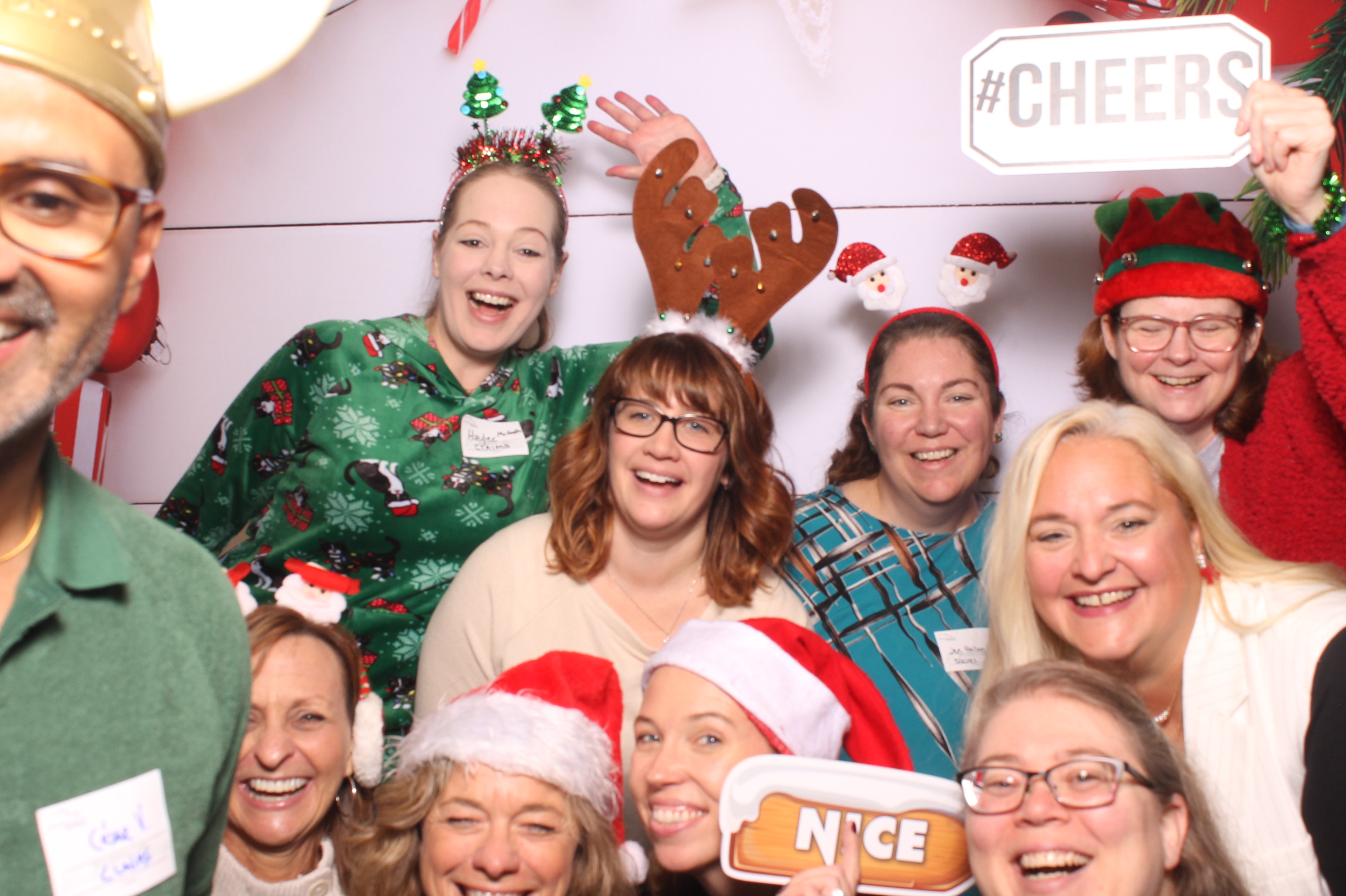 Great American Insurance Holiday Party 2024 | View more photos from the event at gallery.photoboothcincy.com/u/PhotoBoothCincy/Great-American-Insurance-Holiday-Party-2024