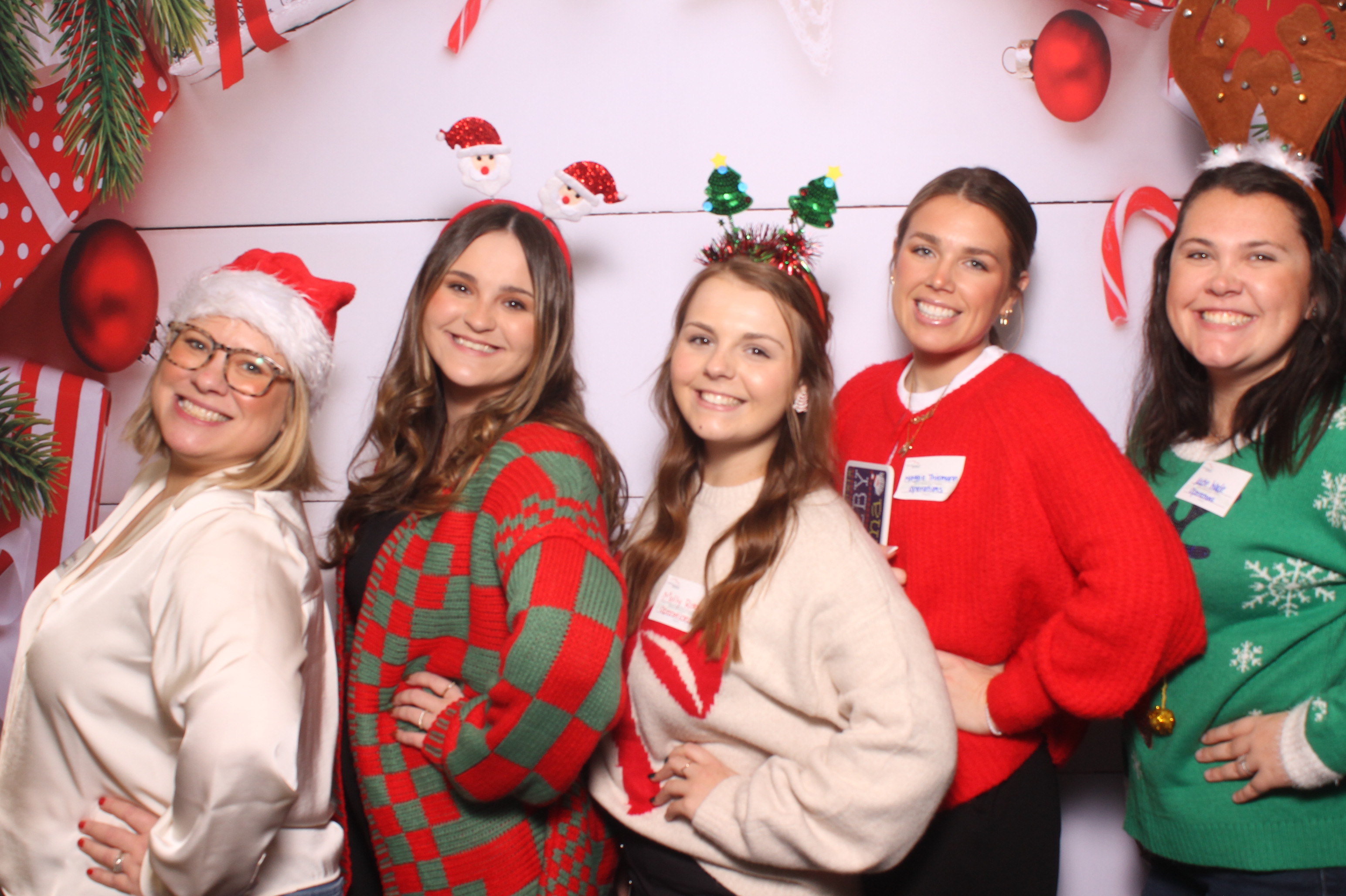 Great American Insurance Holiday Party 2024 | View more photos from the event at gallery.photoboothcincy.com/u/PhotoBoothCincy/Great-American-Insurance-Holiday-Party-2024