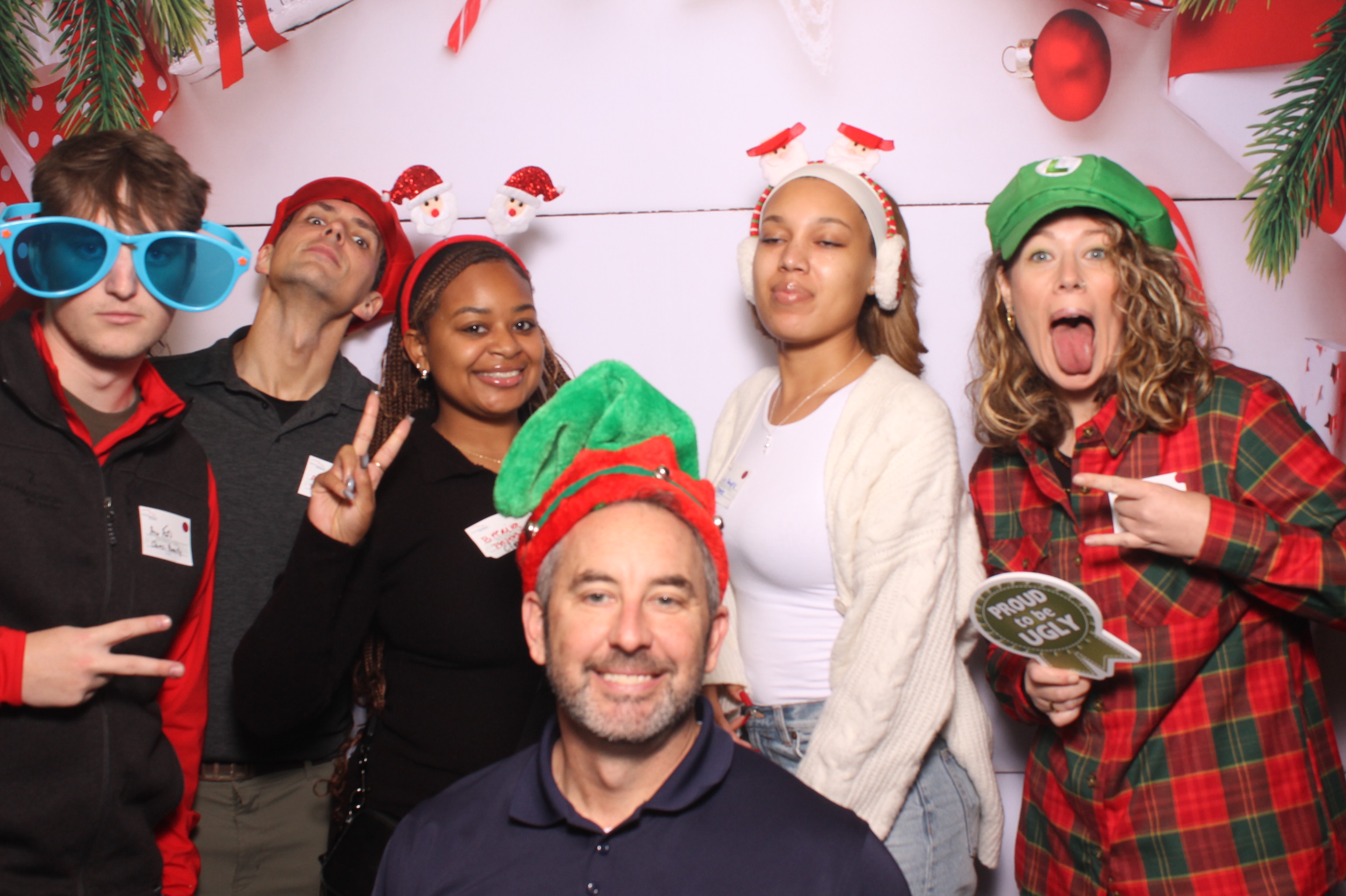 Great American Insurance Holiday Party 2024 | View more photos from the event at gallery.photoboothcincy.com/u/PhotoBoothCincy/Great-American-Insurance-Holiday-Party-2024
