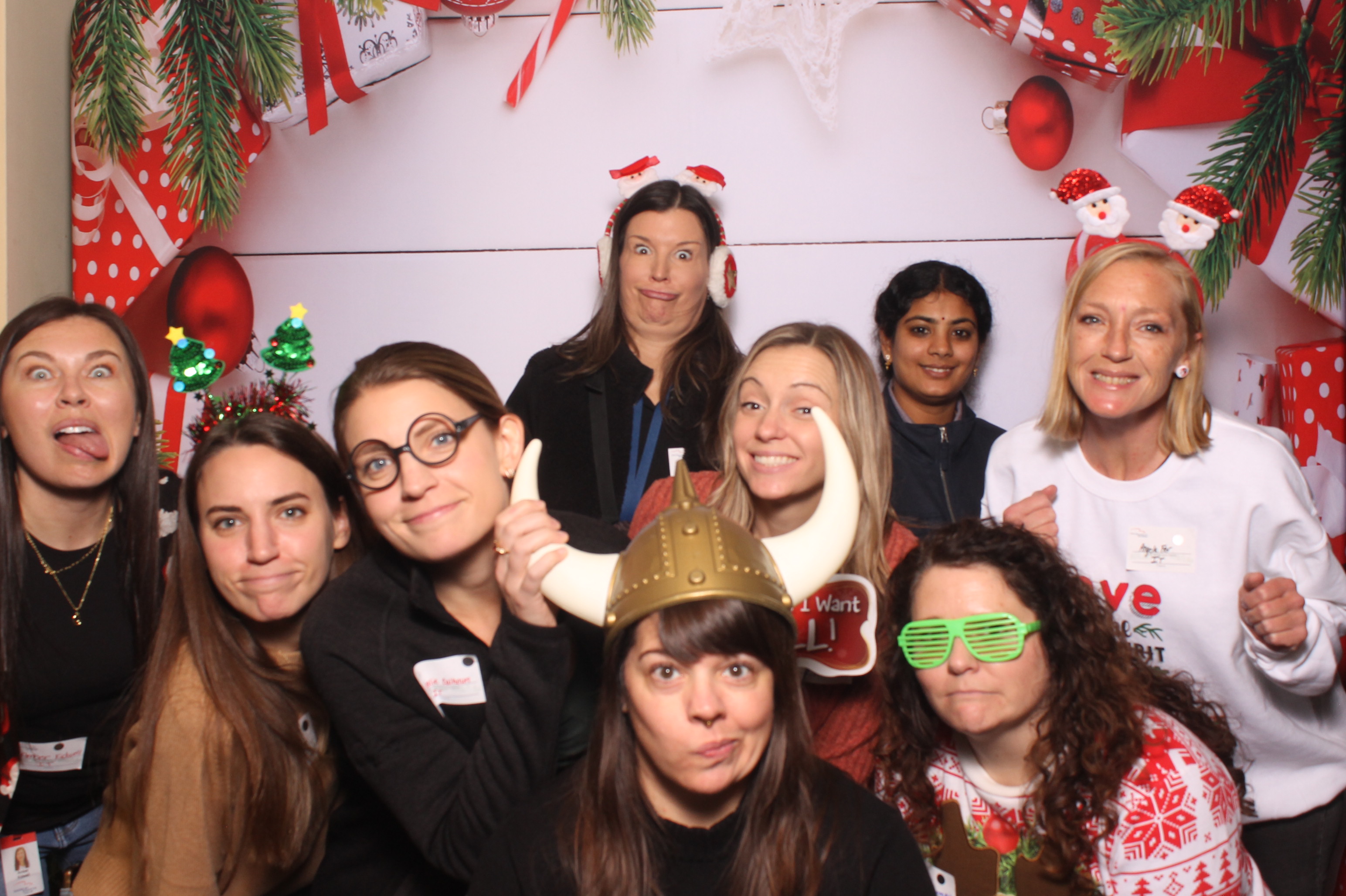 Great American Insurance Holiday Party 2024 | View more photos from the event at gallery.photoboothcincy.com/u/PhotoBoothCincy/Great-American-Insurance-Holiday-Party-2024