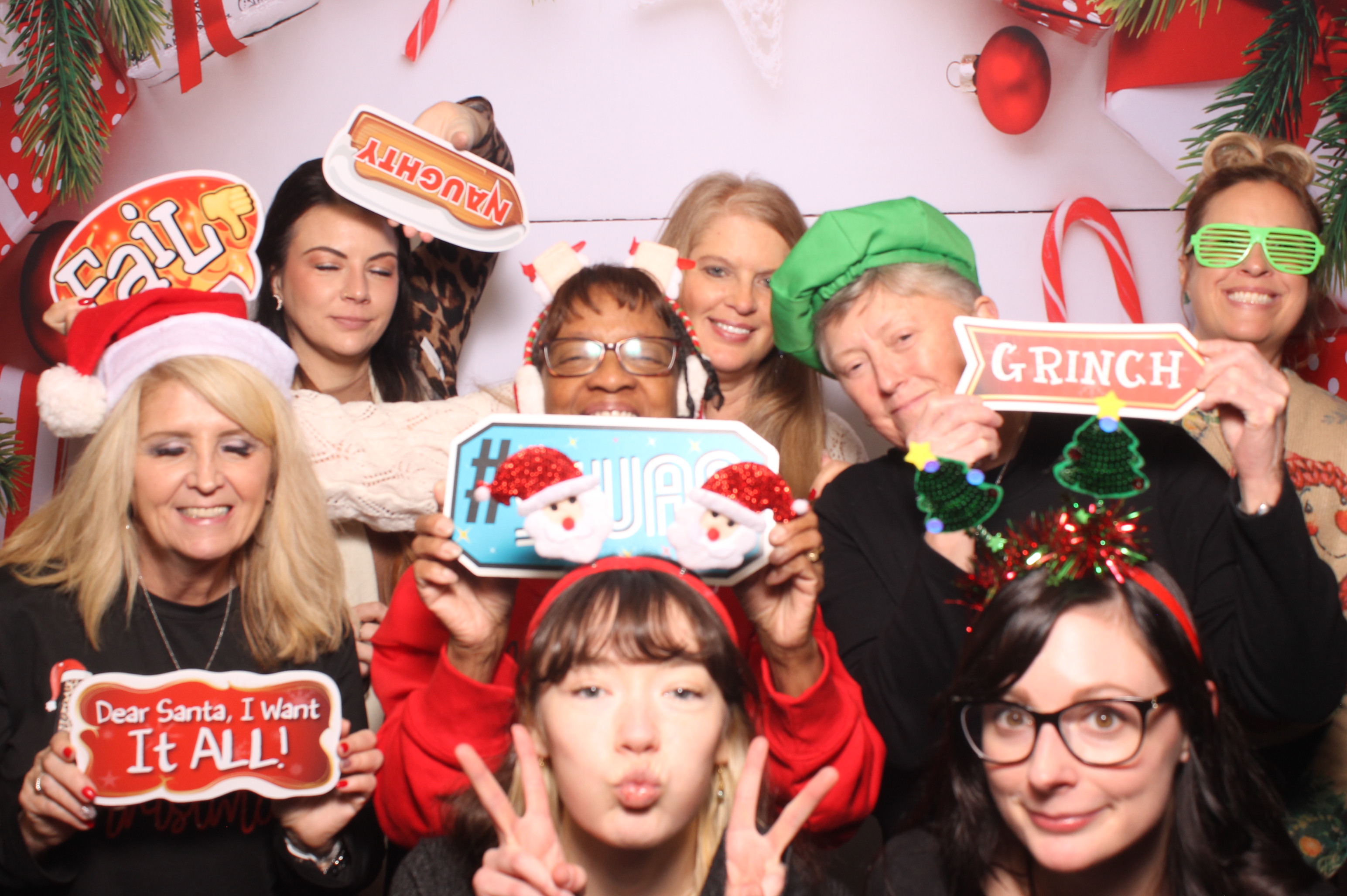 Great American Insurance Holiday Party 2024 | View more photos from the event at gallery.photoboothcincy.com/u/PhotoBoothCincy/Great-American-Insurance-Holiday-Party-2024