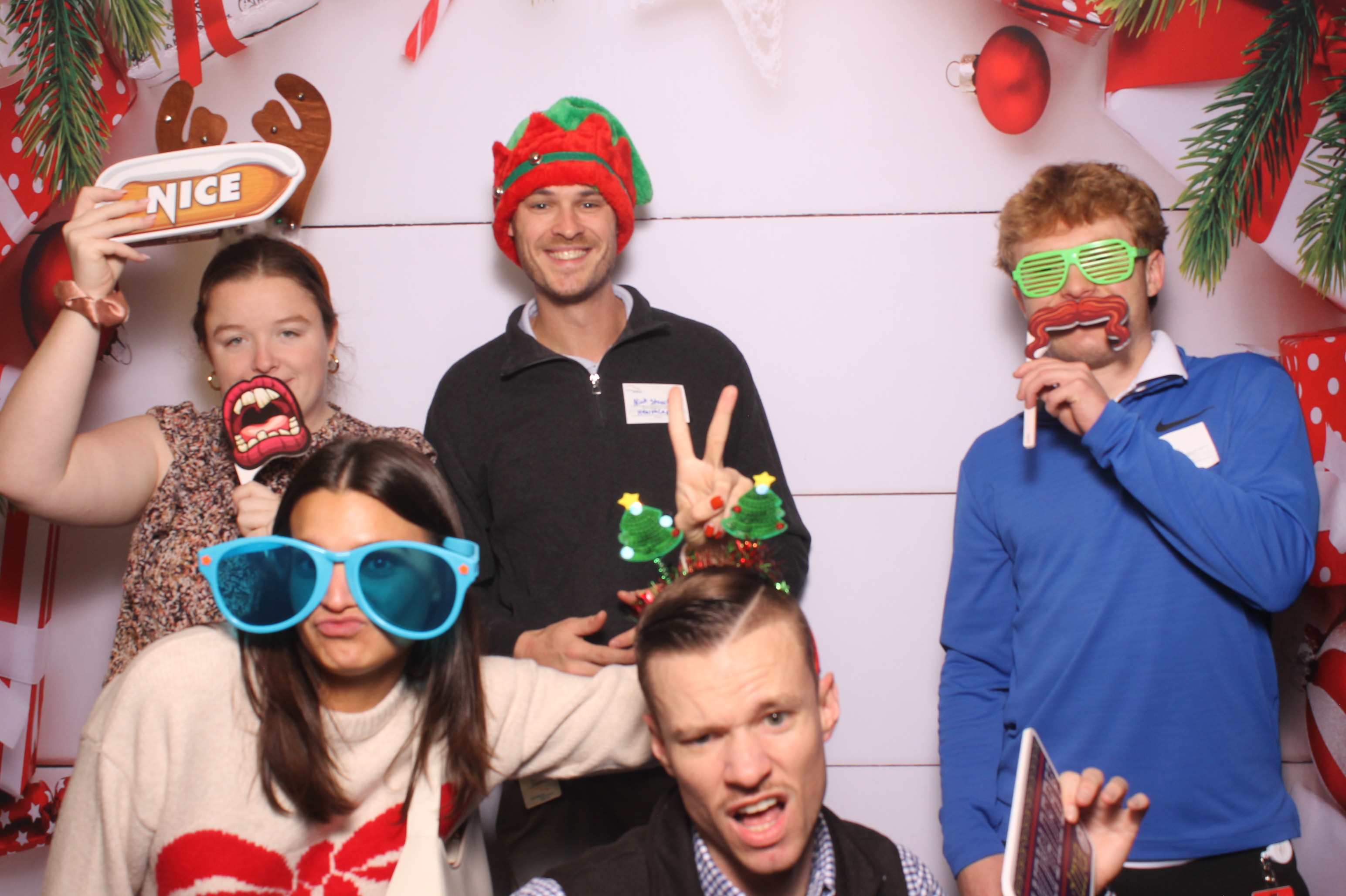 Great American Insurance Holiday Party 2024 | View more photos from the event at gallery.photoboothcincy.com/u/PhotoBoothCincy/Great-American-Insurance-Holiday-Party-2024