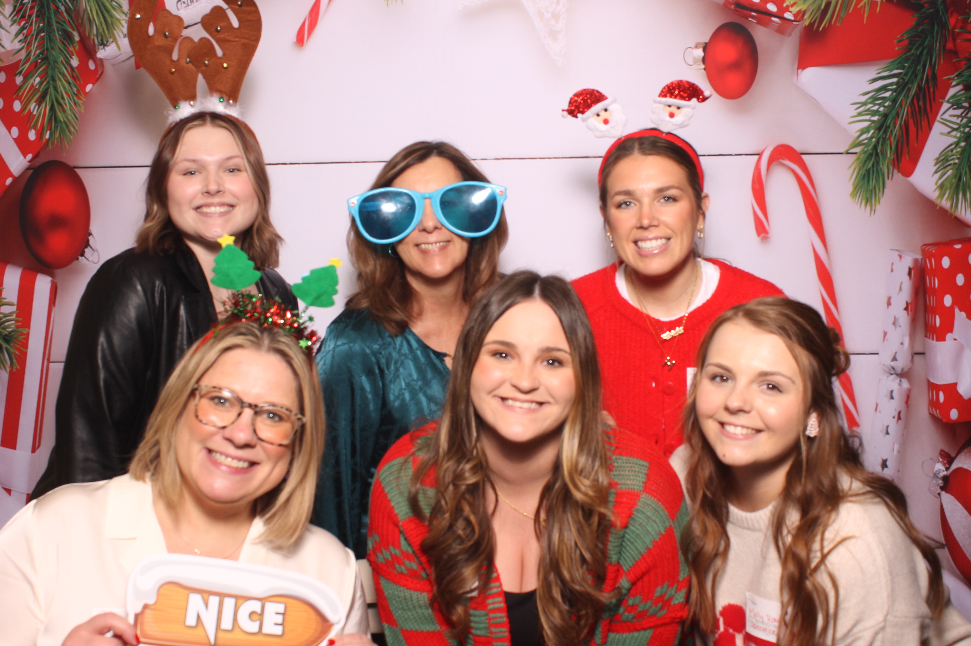 Great American Insurance Holiday Party 2024 | View more photos from the event at gallery.photoboothcincy.com/u/PhotoBoothCincy/Great-American-Insurance-Holiday-Party-2024