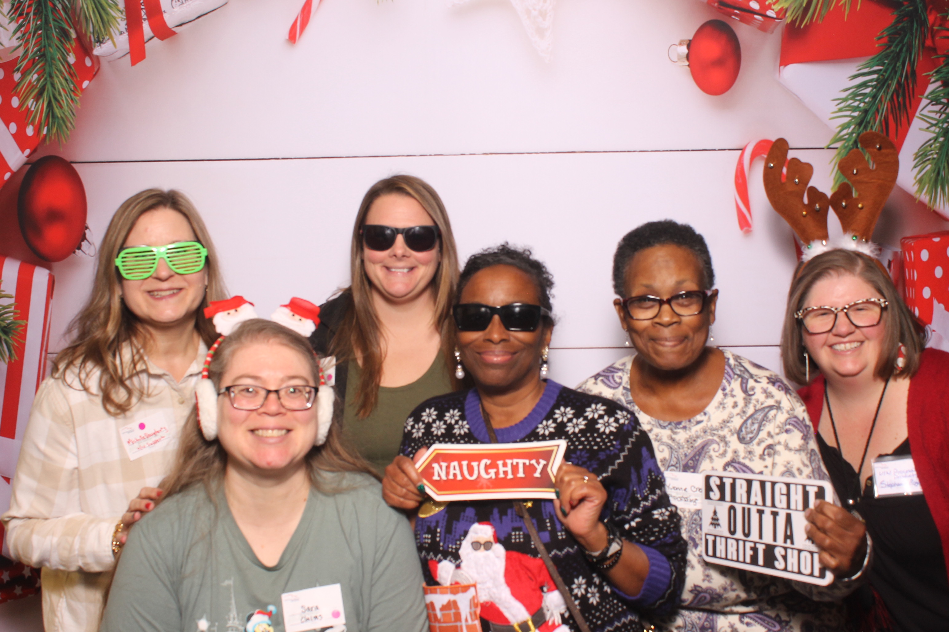 Great American Insurance Holiday Party 2024 | View more photos from the event at gallery.photoboothcincy.com/u/PhotoBoothCincy/Great-American-Insurance-Holiday-Party-2024