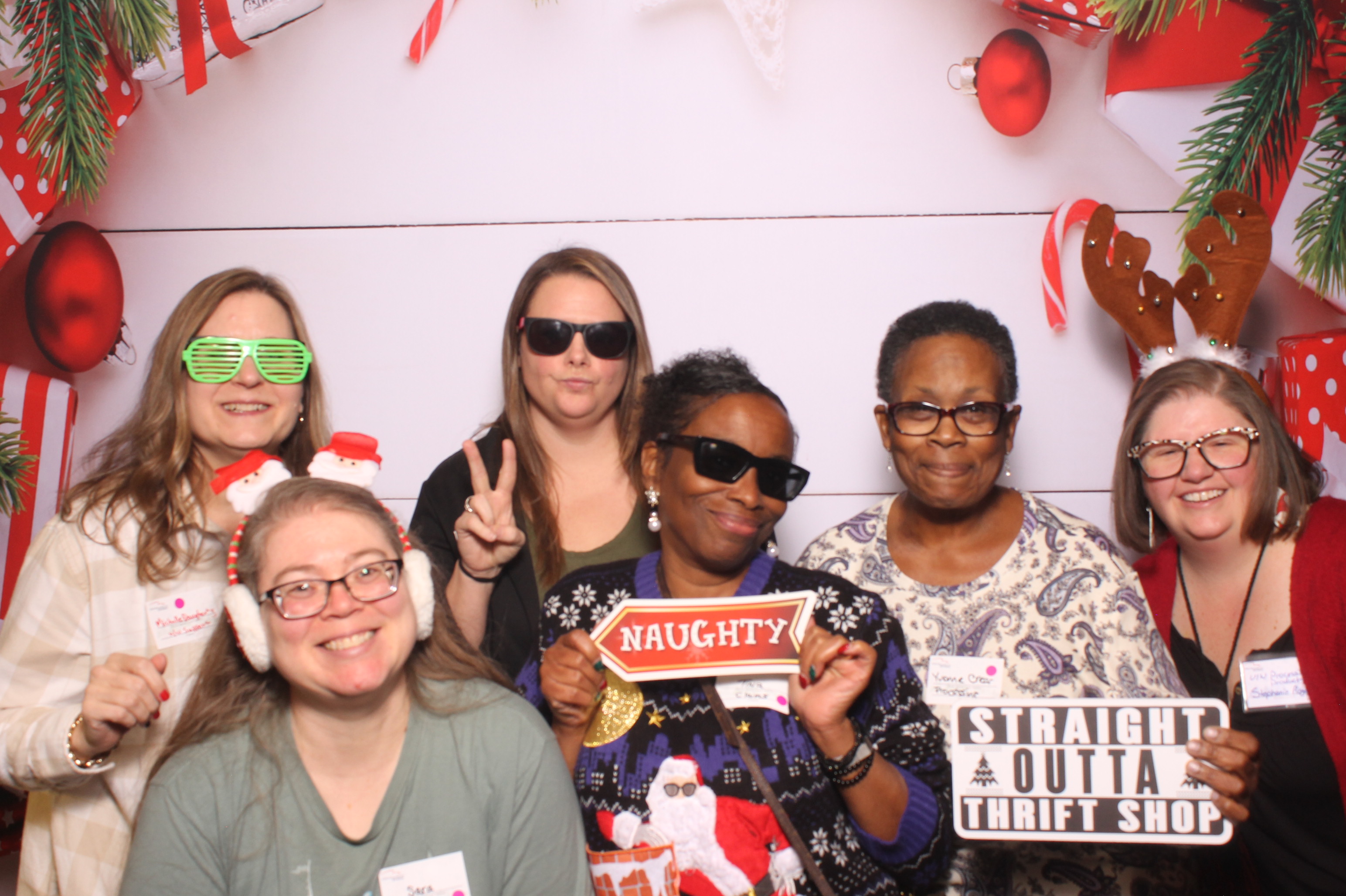 Great American Insurance Holiday Party 2024 | View more photos from the event at gallery.photoboothcincy.com/u/PhotoBoothCincy/Great-American-Insurance-Holiday-Party-2024