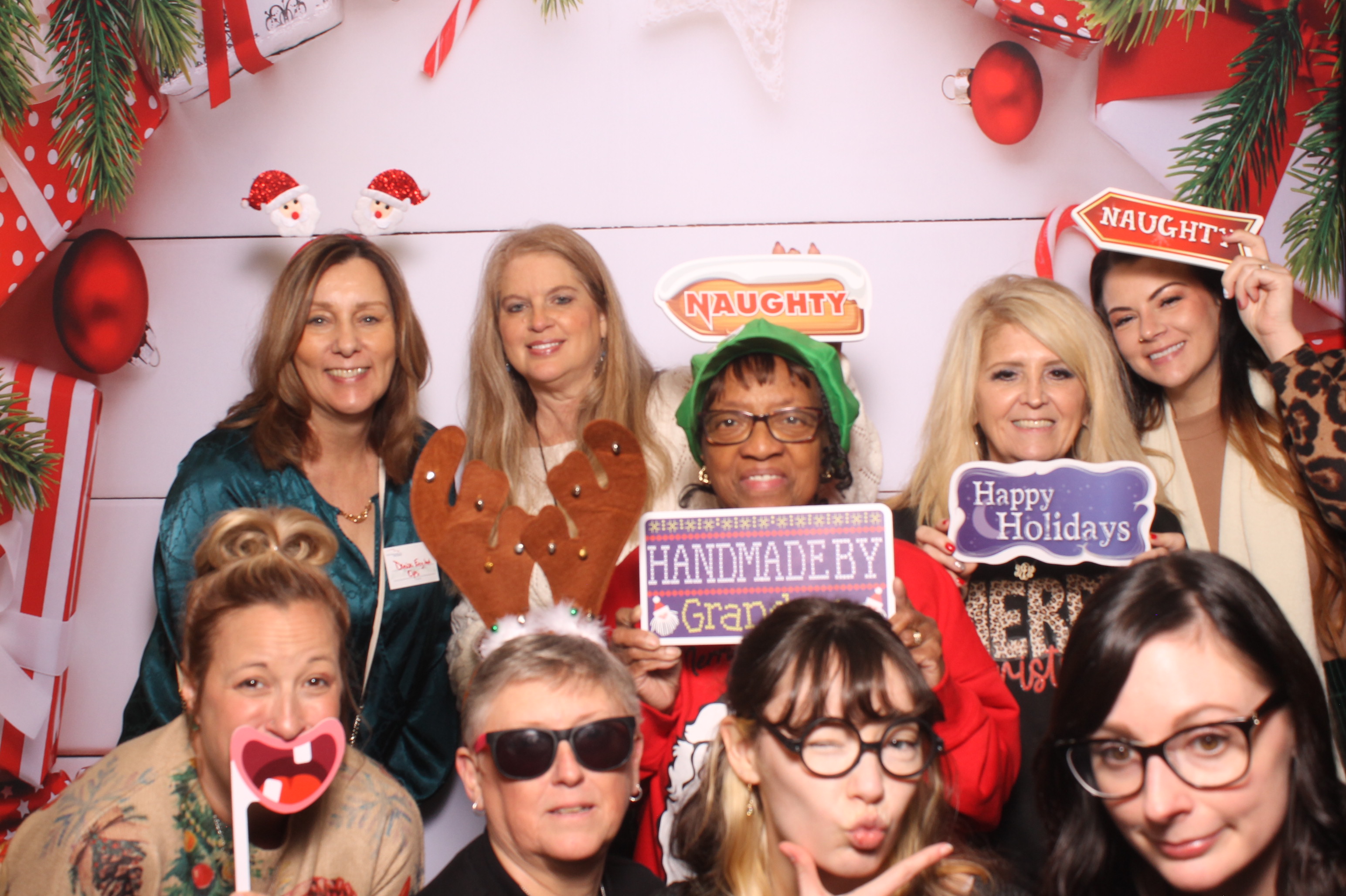Great American Insurance Holiday Party 2024 | View more photos from the event at gallery.photoboothcincy.com/u/PhotoBoothCincy/Great-American-Insurance-Holiday-Party-2024