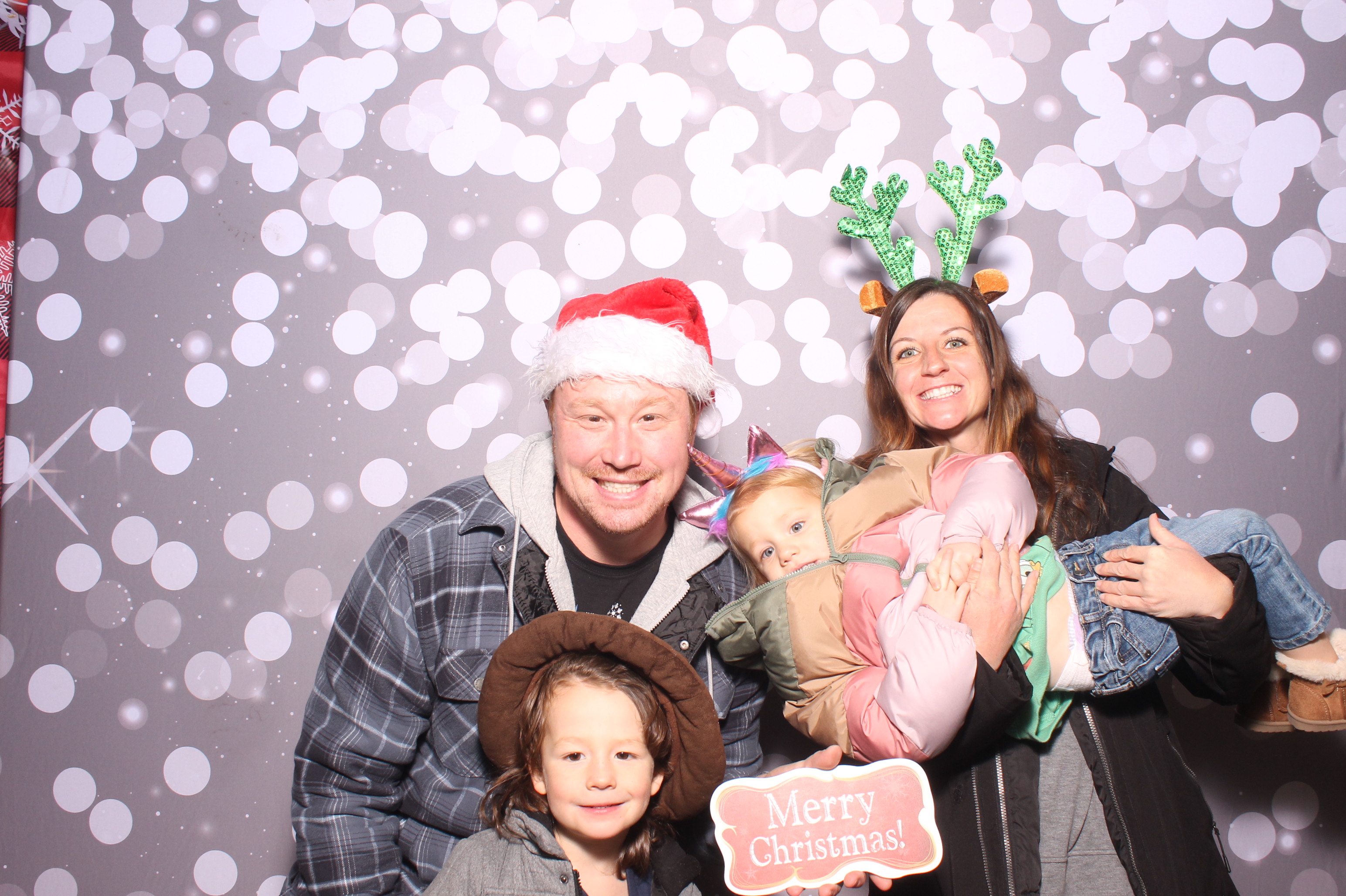 Hamilton TWP. Maineville Joint Tree Lighting | View more photos from the event at gallery.photoboothcincy.com/u/PhotoBoothCincy/Hamilton-TWP-Maineville-Joint-Tree-Lighting