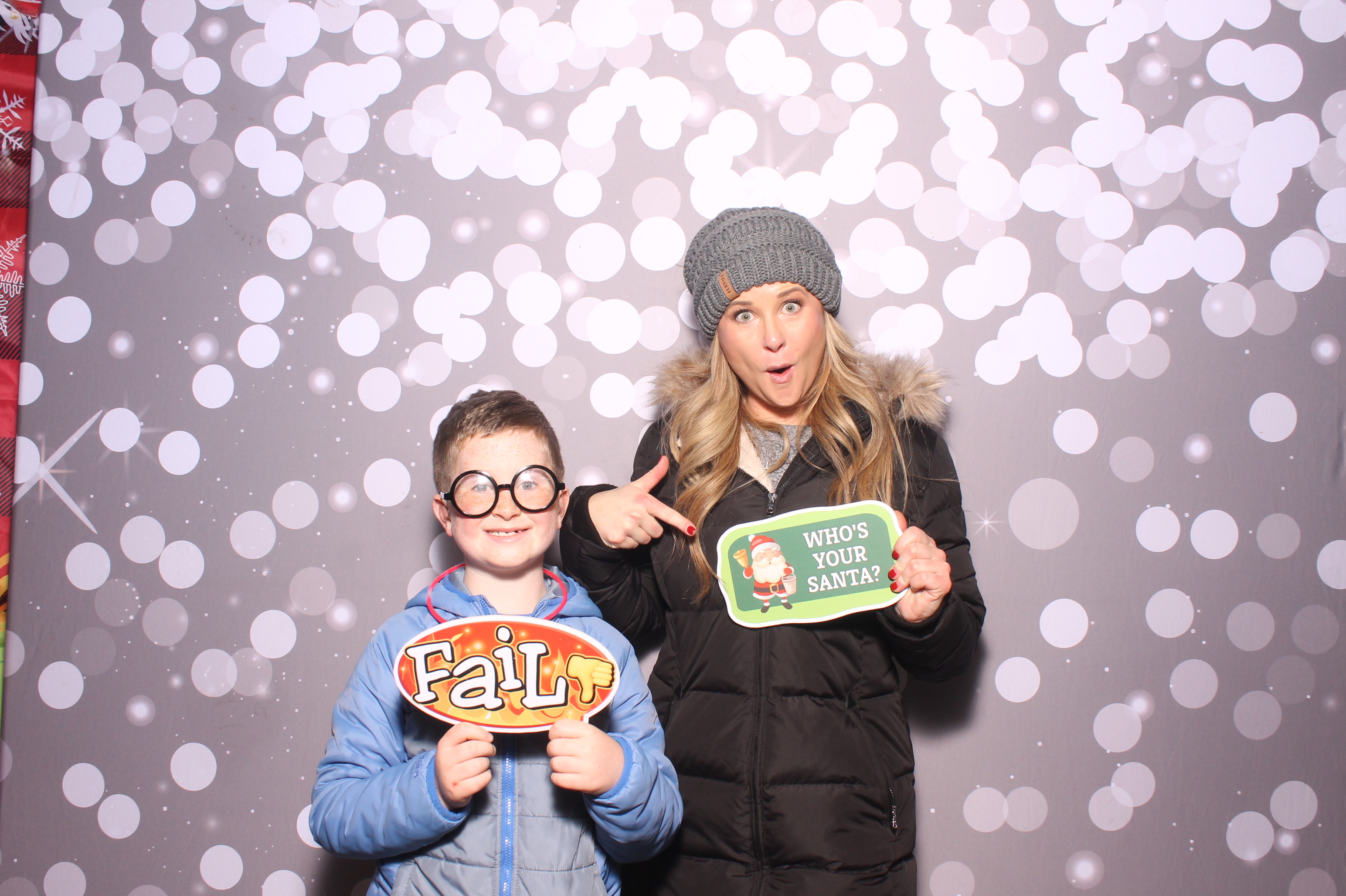 Hamilton TWP. Maineville Joint Tree Lighting | View more photos from the event at gallery.photoboothcincy.com/u/PhotoBoothCincy/Hamilton-TWP-Maineville-Joint-Tree-Lighting