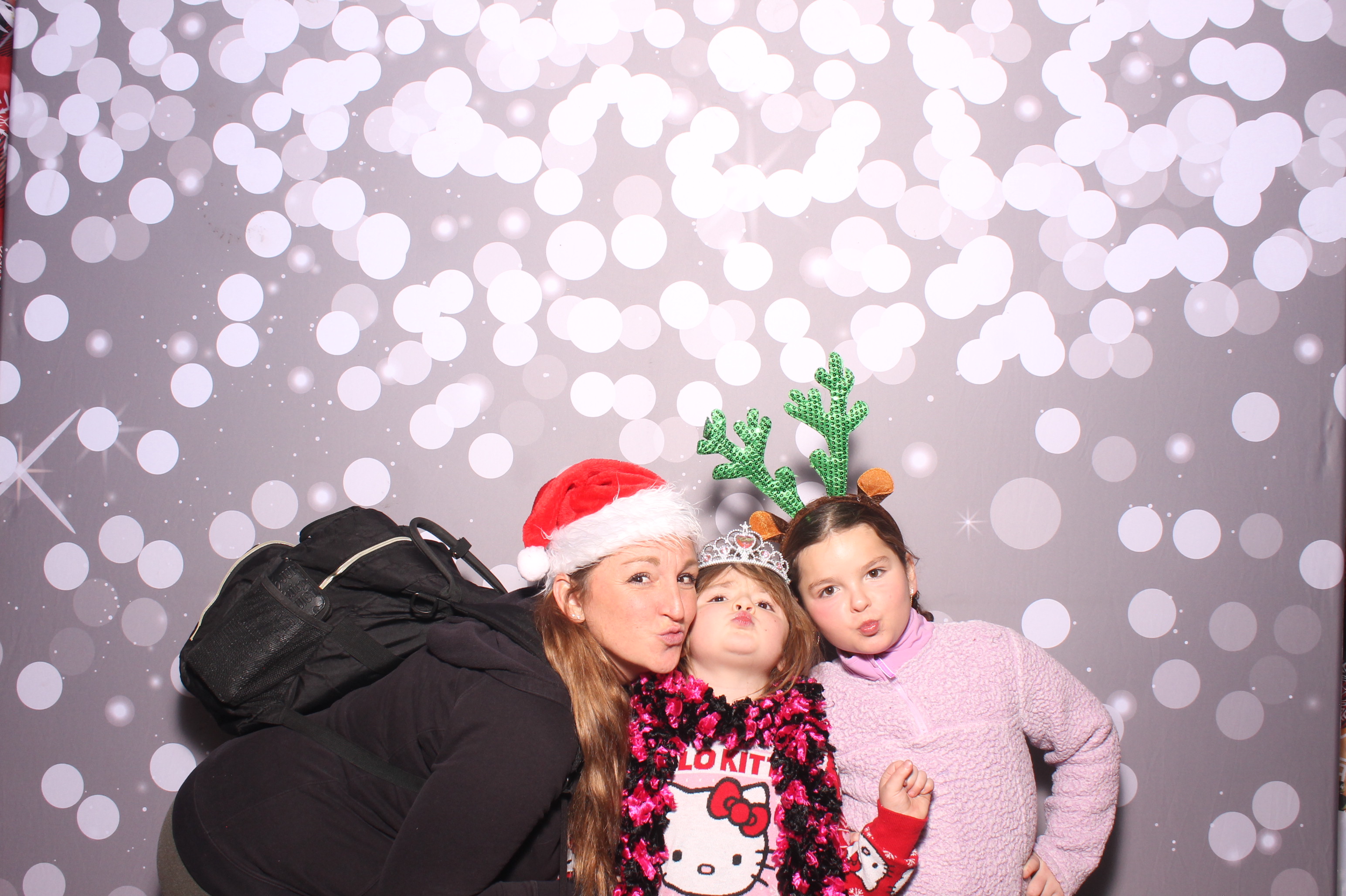 Hamilton TWP. Maineville Joint Tree Lighting | View more photos from the event at gallery.photoboothcincy.com/u/PhotoBoothCincy/Hamilton-TWP-Maineville-Joint-Tree-Lighting