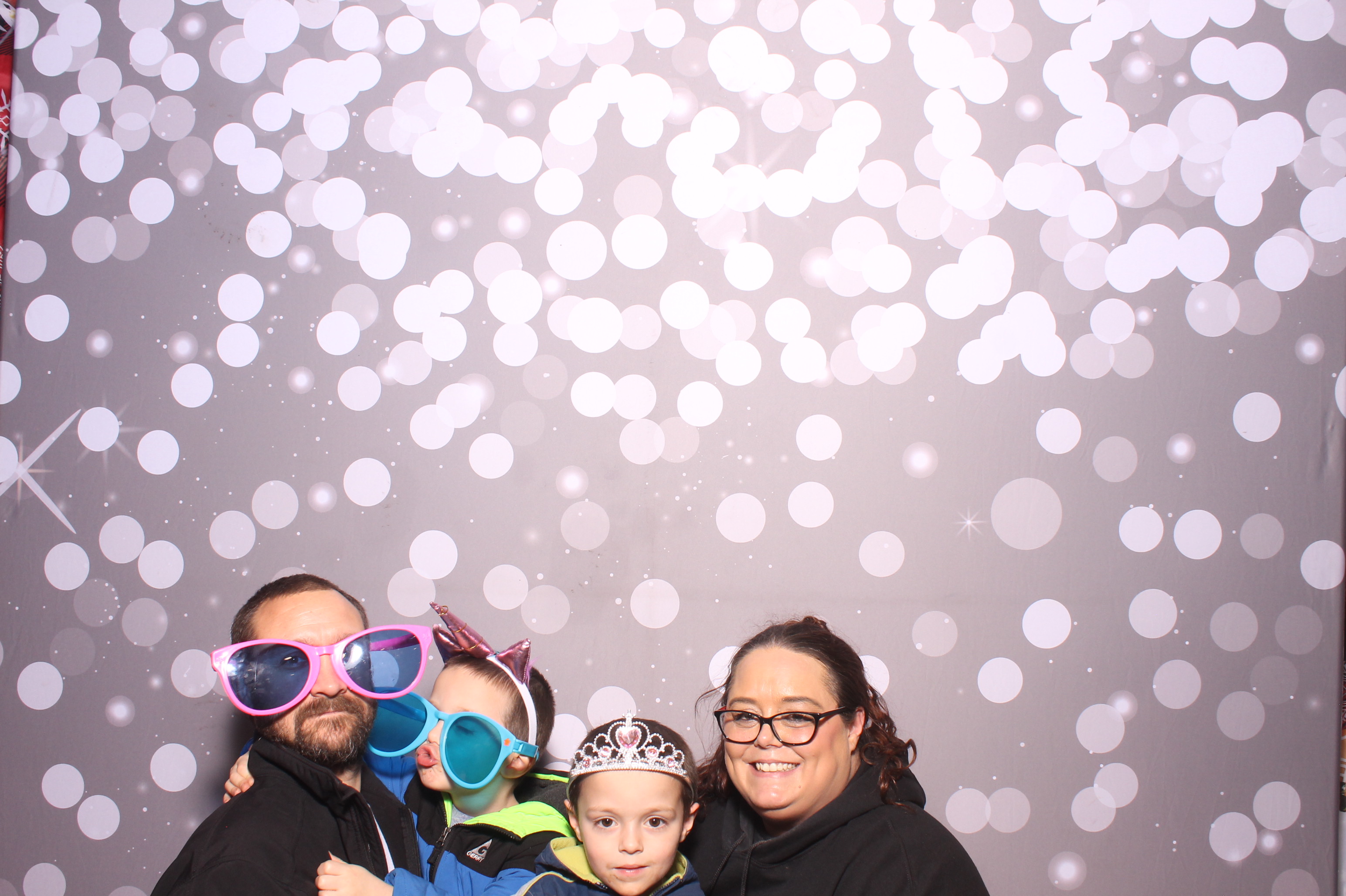 Hamilton TWP. Maineville Joint Tree Lighting | View more photos from the event at gallery.photoboothcincy.com/u/PhotoBoothCincy/Hamilton-TWP-Maineville-Joint-Tree-Lighting
