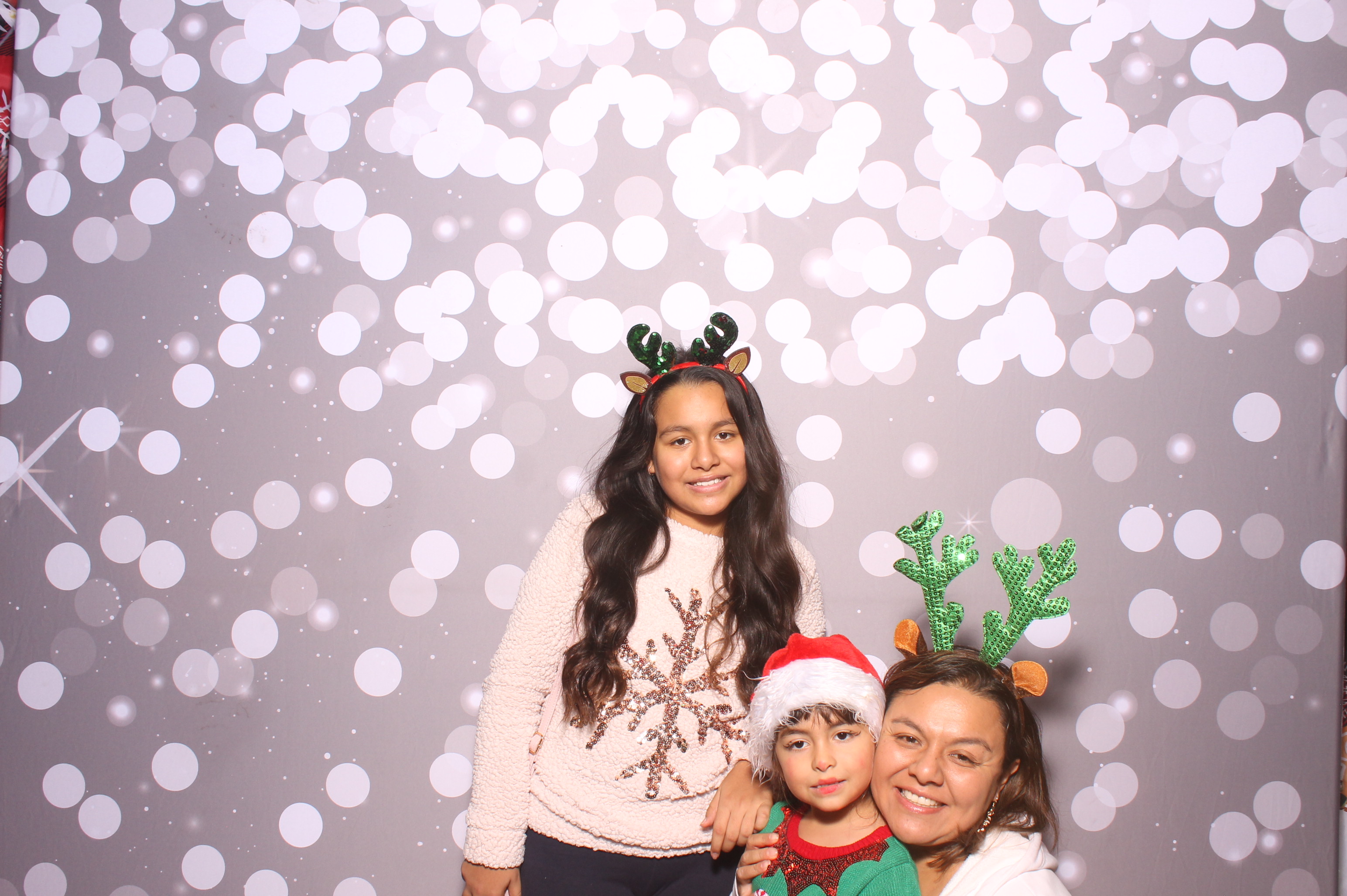 Hamilton TWP. Maineville Joint Tree Lighting | View more photos from the event at gallery.photoboothcincy.com/u/PhotoBoothCincy/Hamilton-TWP-Maineville-Joint-Tree-Lighting