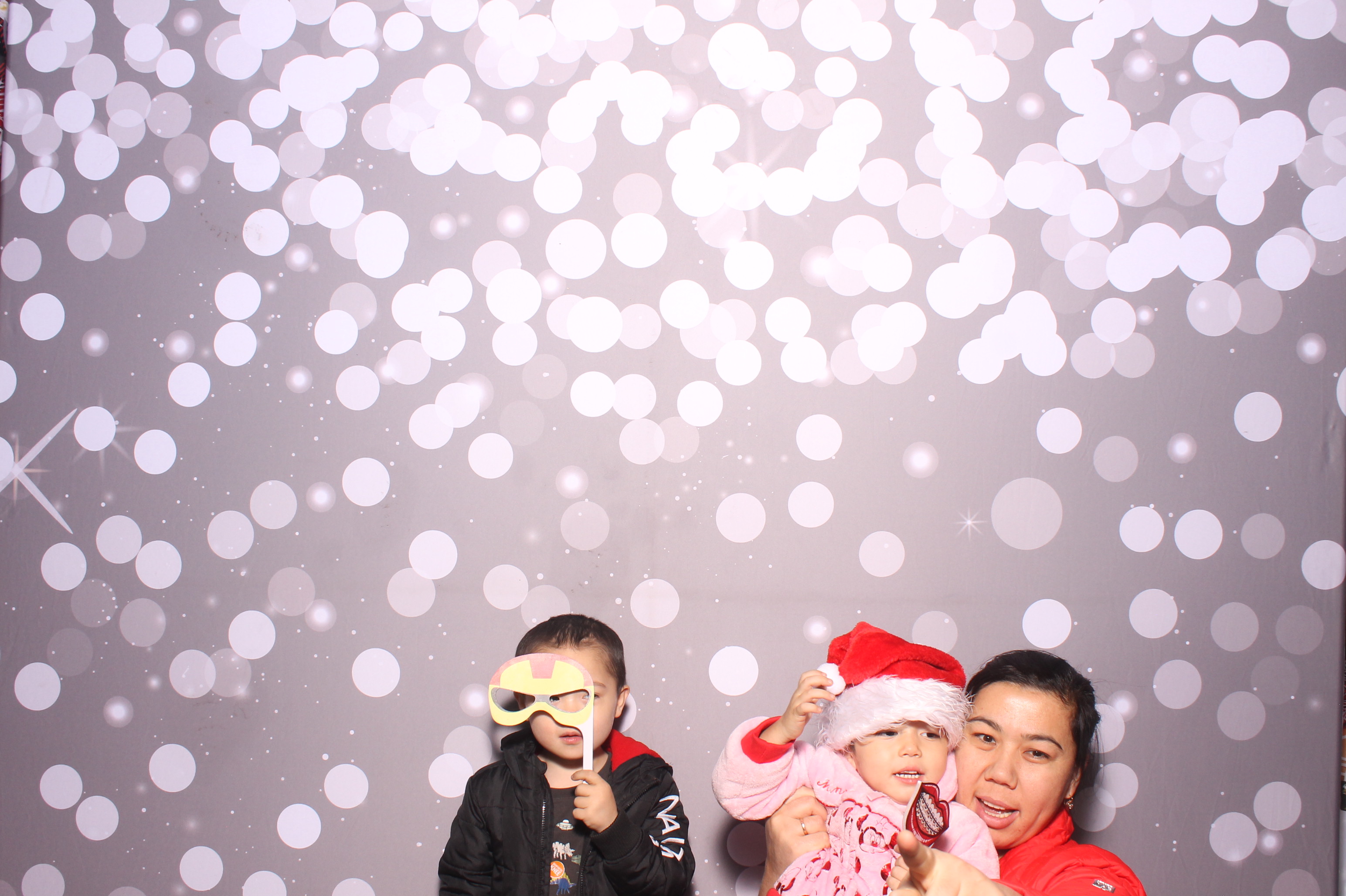 Hamilton TWP. Maineville Joint Tree Lighting | View more photos from the event at gallery.photoboothcincy.com/u/PhotoBoothCincy/Hamilton-TWP-Maineville-Joint-Tree-Lighting