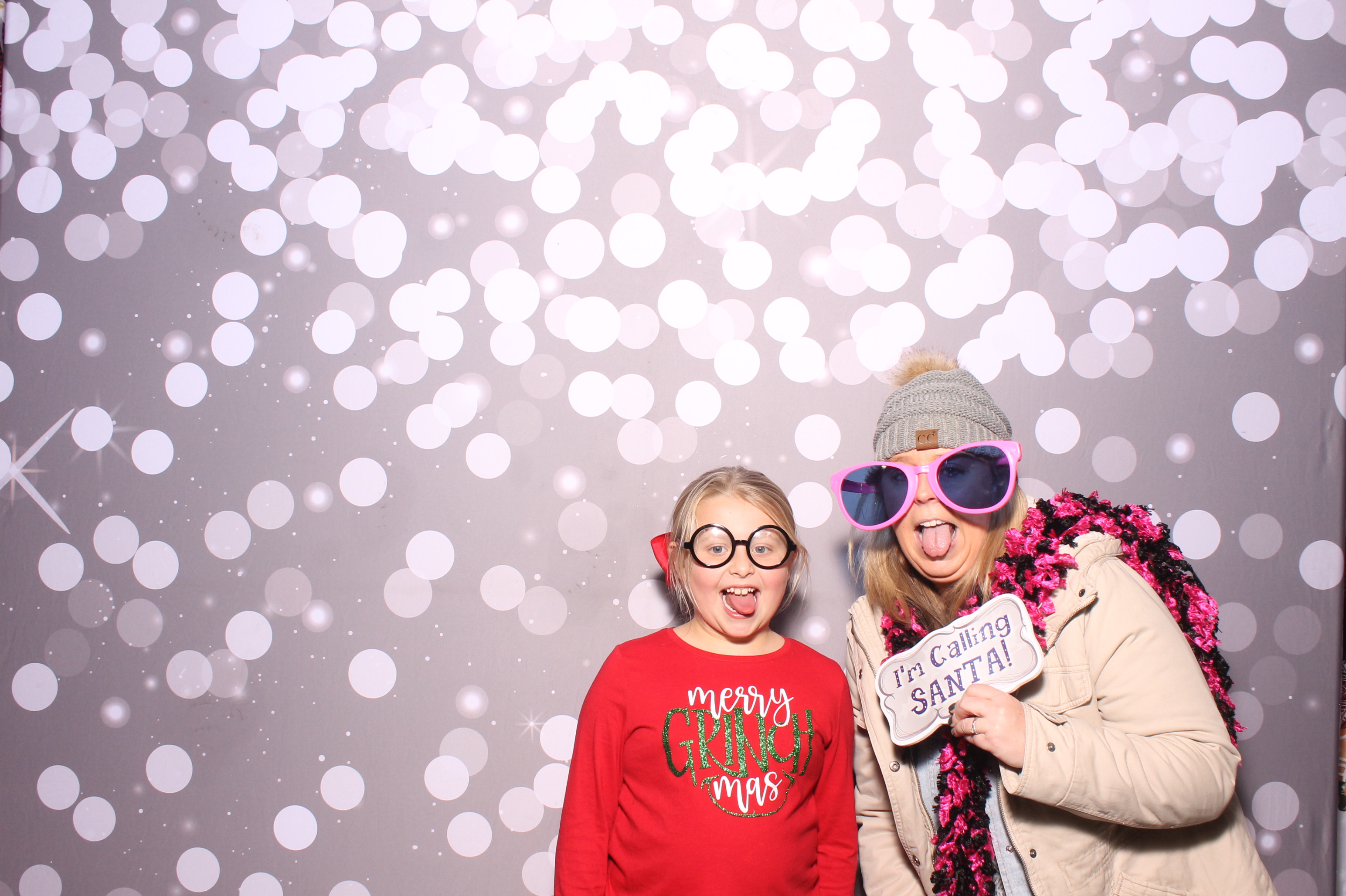 Hamilton TWP. Maineville Joint Tree Lighting | View more photos from the event at gallery.photoboothcincy.com/u/PhotoBoothCincy/Hamilton-TWP-Maineville-Joint-Tree-Lighting