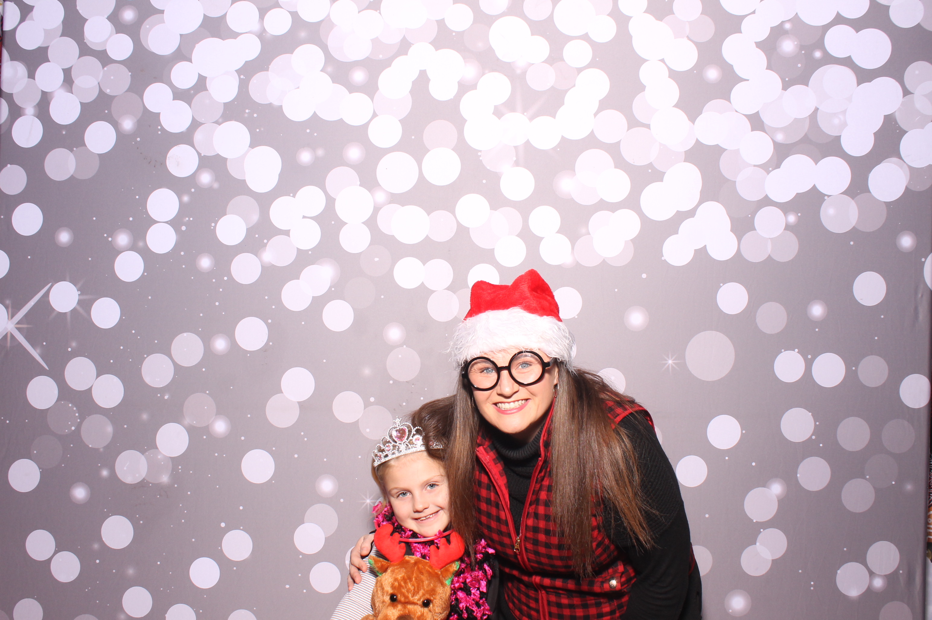 Hamilton TWP. Maineville Joint Tree Lighting | View more photos from the event at gallery.photoboothcincy.com/u/PhotoBoothCincy/Hamilton-TWP-Maineville-Joint-Tree-Lighting