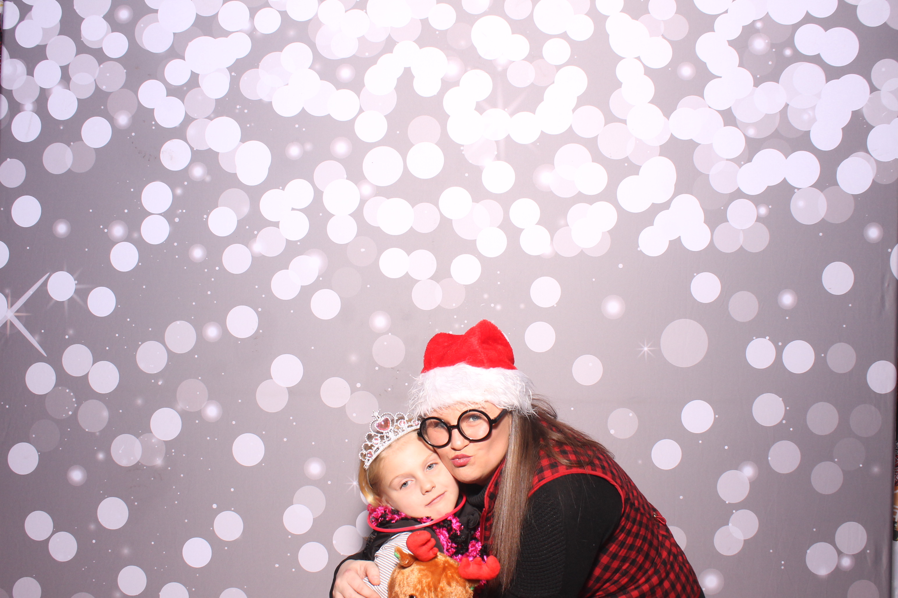 Hamilton TWP. Maineville Joint Tree Lighting | View more photos from the event at gallery.photoboothcincy.com/u/PhotoBoothCincy/Hamilton-TWP-Maineville-Joint-Tree-Lighting