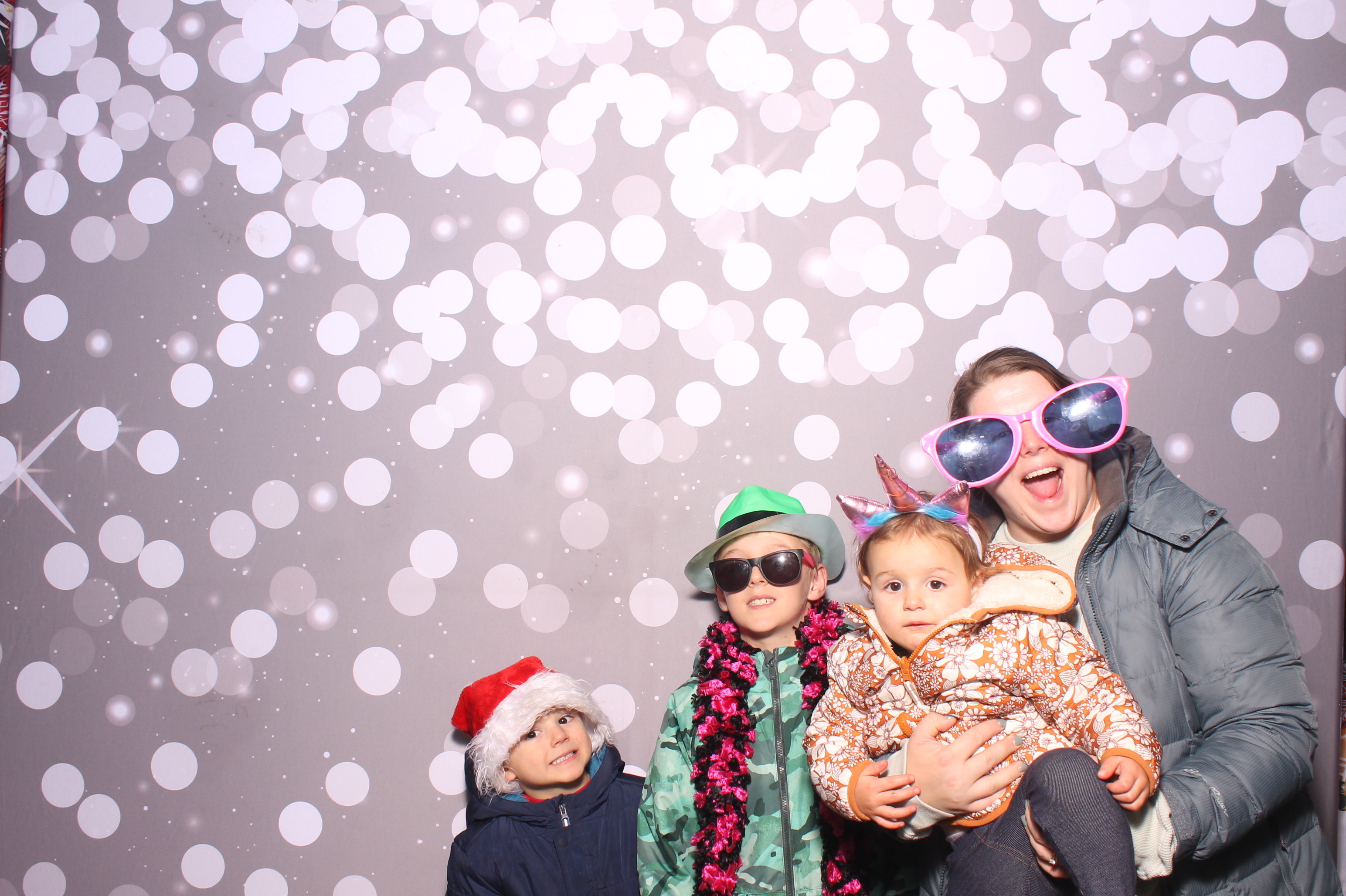 Hamilton TWP. Maineville Joint Tree Lighting | View more photos from the event at gallery.photoboothcincy.com/u/PhotoBoothCincy/Hamilton-TWP-Maineville-Joint-Tree-Lighting