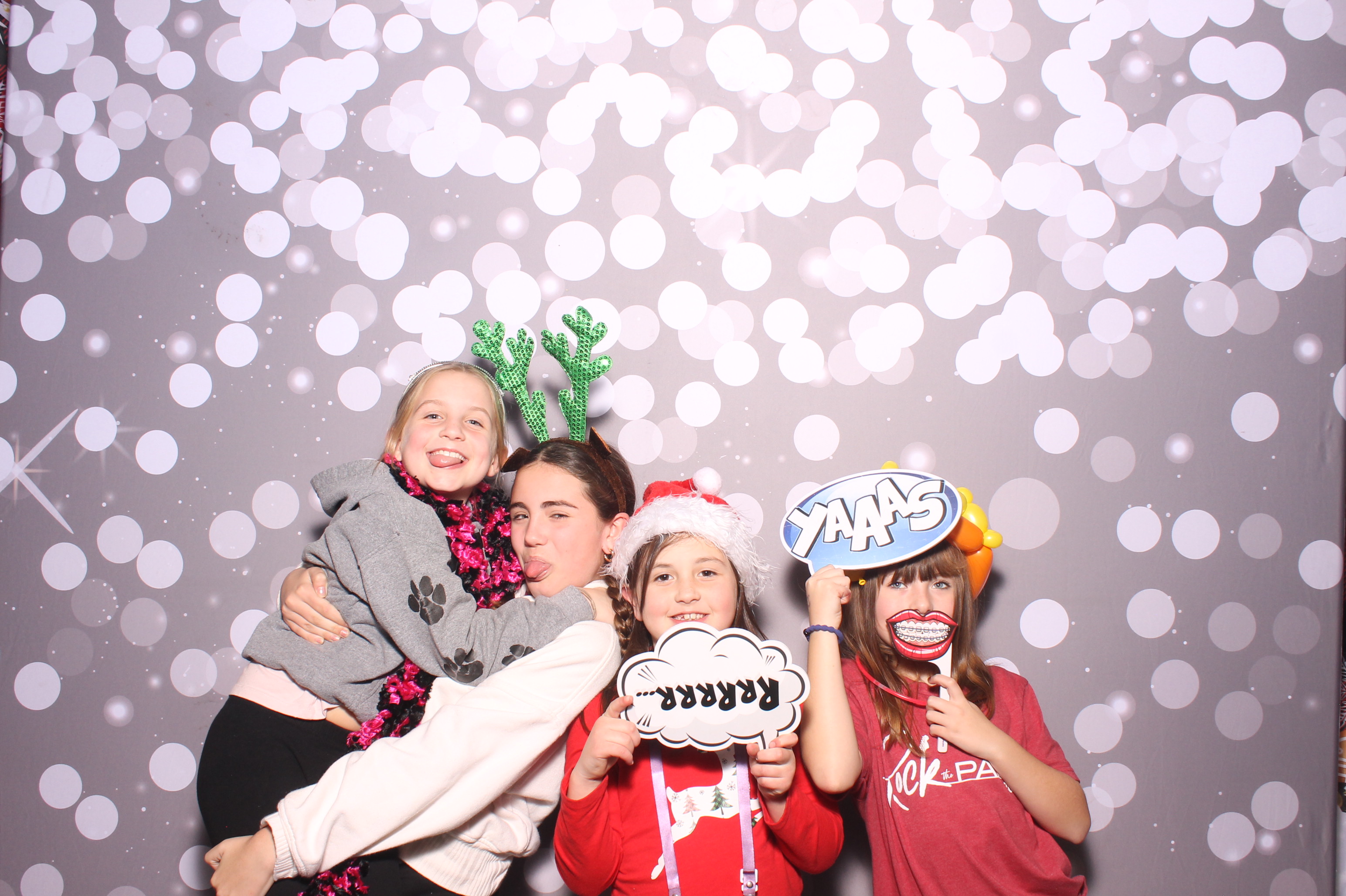 Hamilton TWP. Maineville Joint Tree Lighting | View more photos from the event at gallery.photoboothcincy.com/u/PhotoBoothCincy/Hamilton-TWP-Maineville-Joint-Tree-Lighting