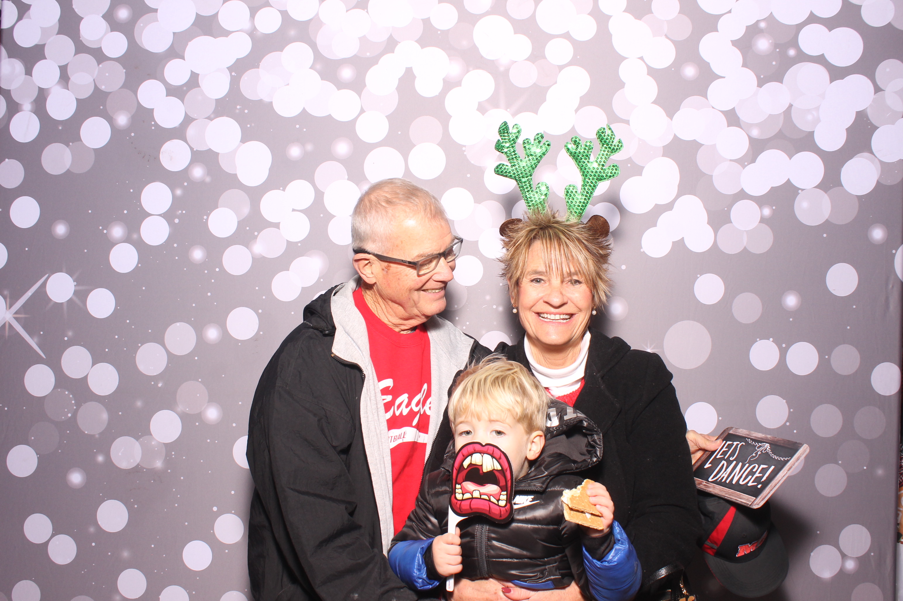 Hamilton TWP. Maineville Joint Tree Lighting | View more photos from the event at gallery.photoboothcincy.com/u/PhotoBoothCincy/Hamilton-TWP-Maineville-Joint-Tree-Lighting