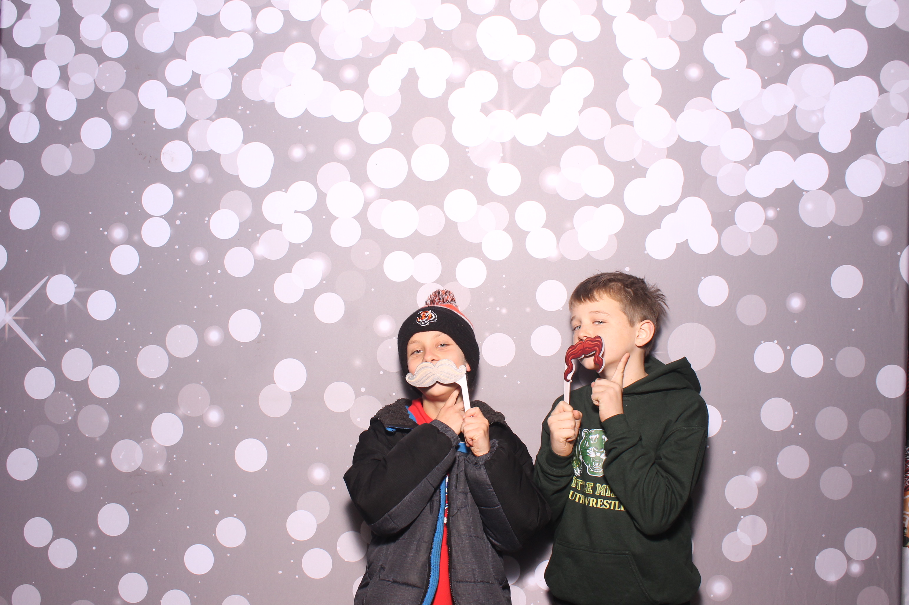 Hamilton TWP. Maineville Joint Tree Lighting | View more photos from the event at gallery.photoboothcincy.com/u/PhotoBoothCincy/Hamilton-TWP-Maineville-Joint-Tree-Lighting