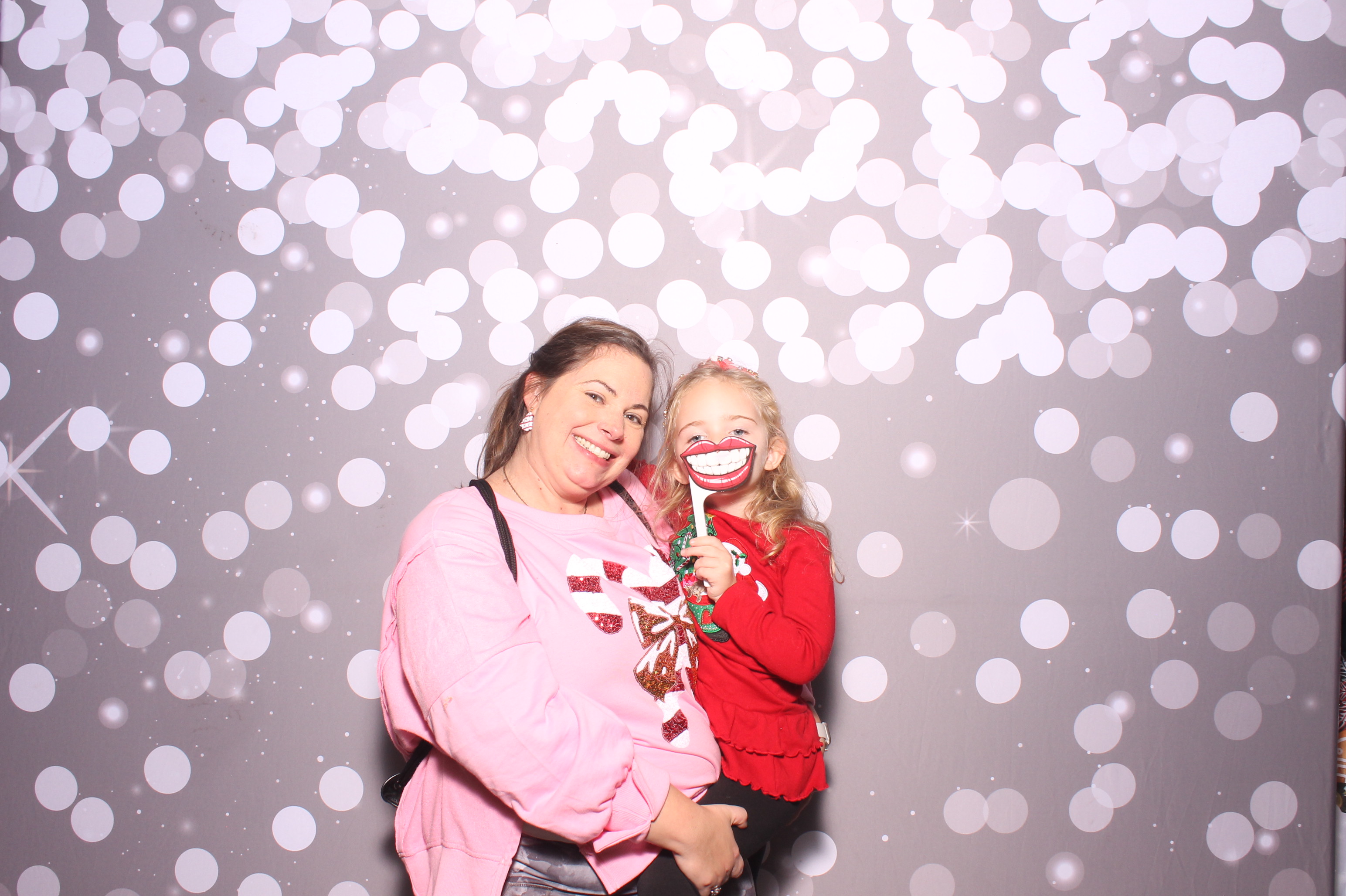 Hamilton TWP. Maineville Joint Tree Lighting | View more photos from the event at gallery.photoboothcincy.com/u/PhotoBoothCincy/Hamilton-TWP-Maineville-Joint-Tree-Lighting