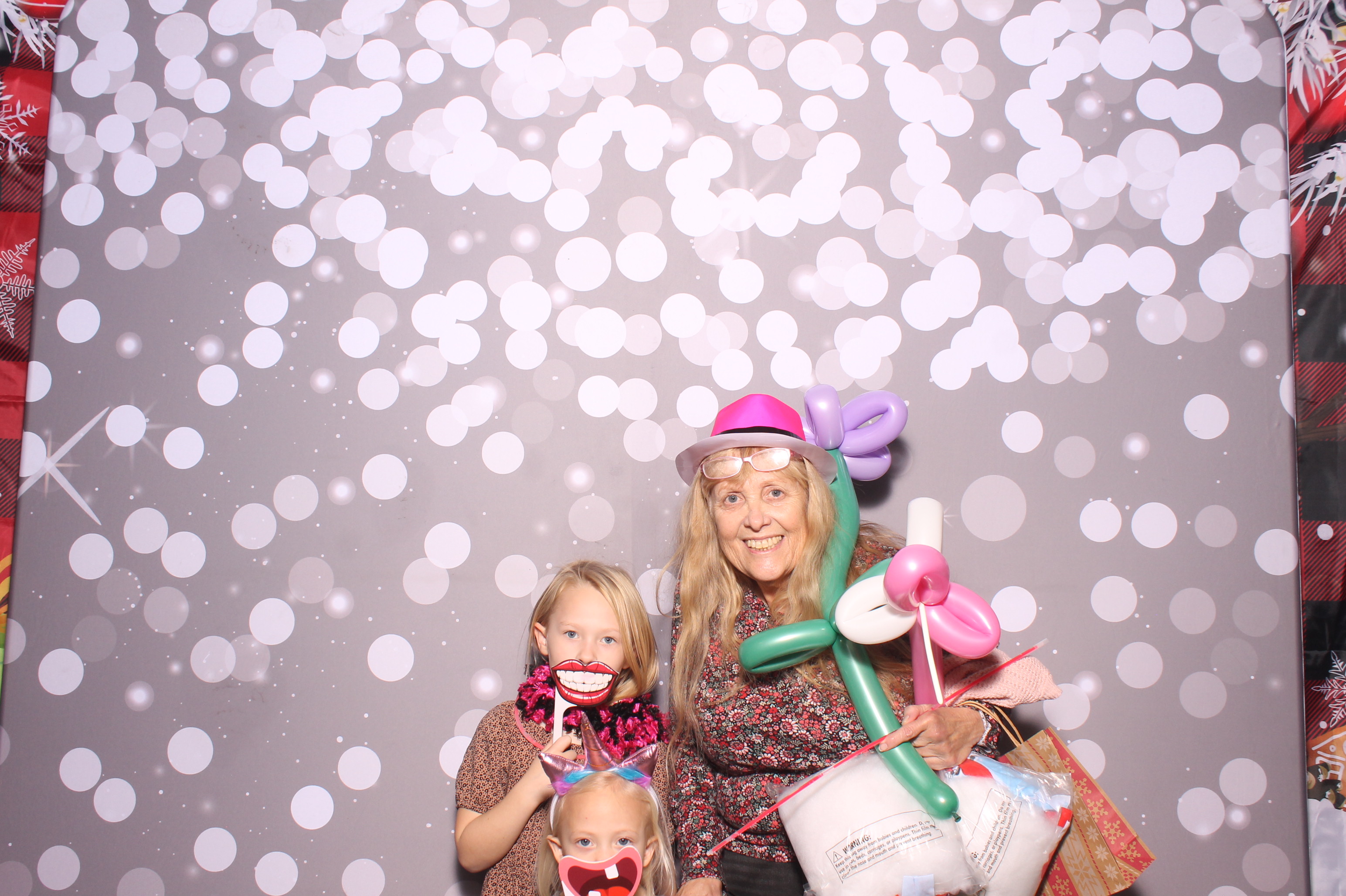 Hamilton TWP. Maineville Joint Tree Lighting | View more photos from the event at gallery.photoboothcincy.com/u/PhotoBoothCincy/Hamilton-TWP-Maineville-Joint-Tree-Lighting