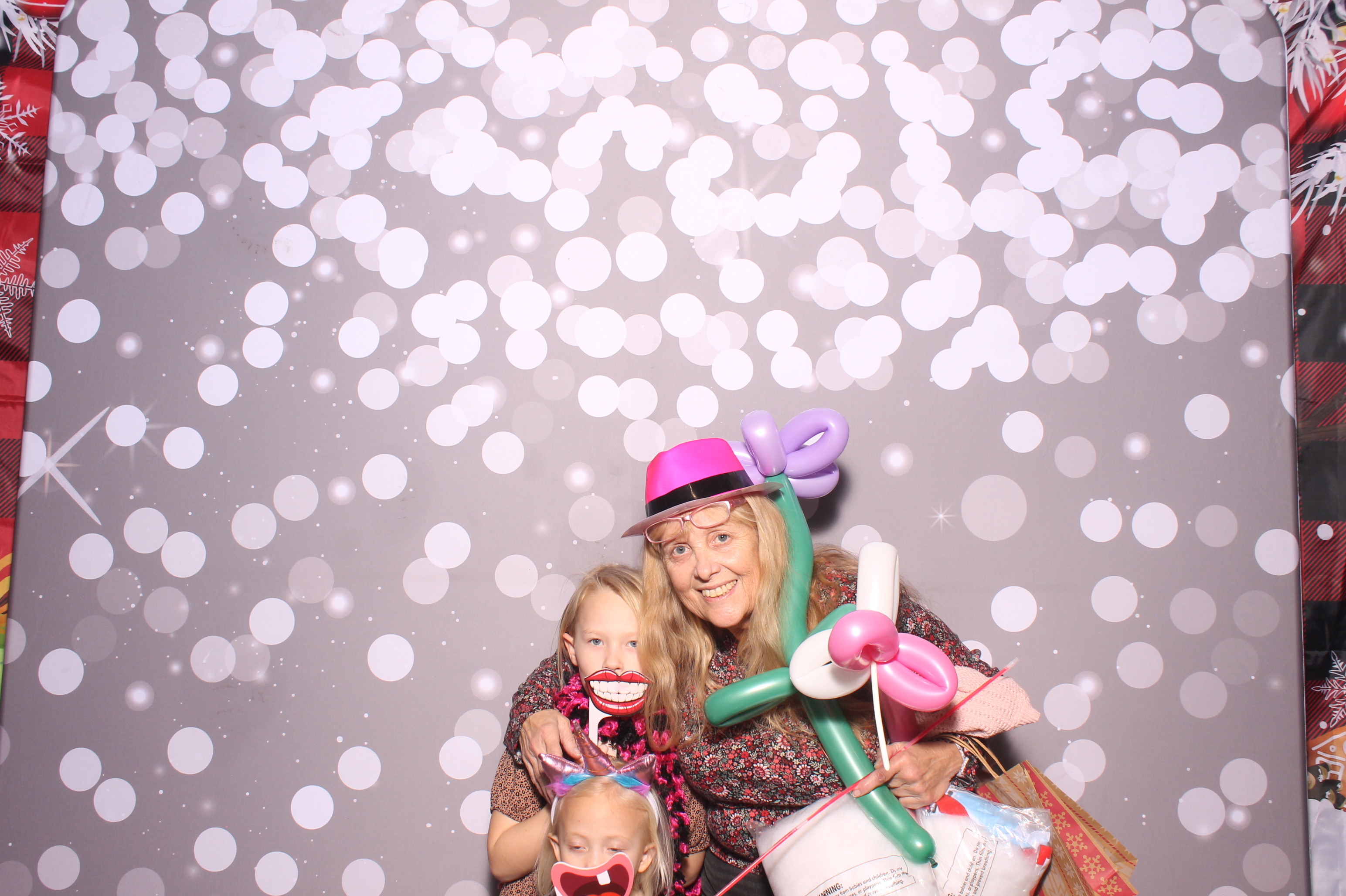 Hamilton TWP. Maineville Joint Tree Lighting | View more photos from the event at gallery.photoboothcincy.com/u/PhotoBoothCincy/Hamilton-TWP-Maineville-Joint-Tree-Lighting