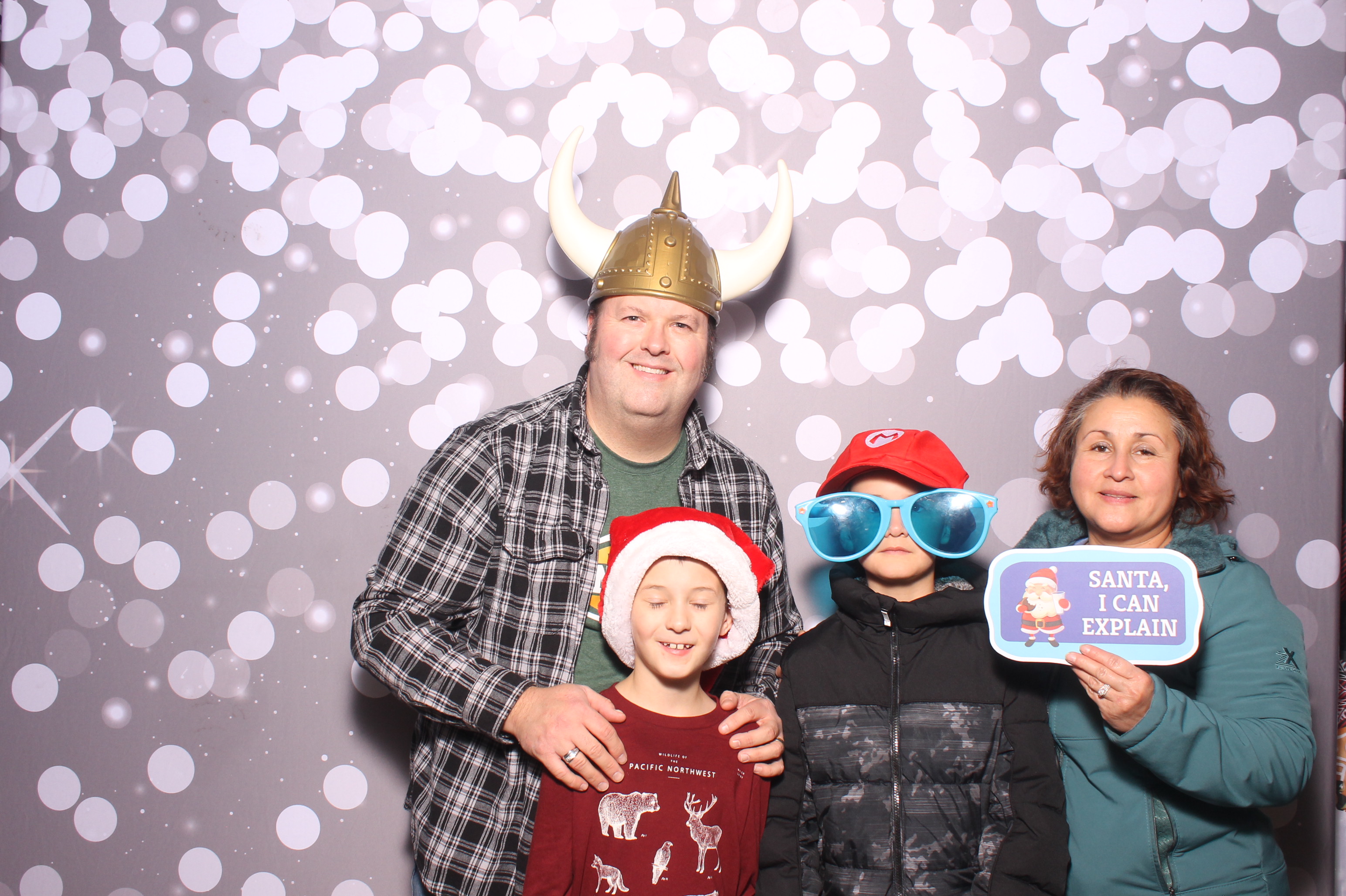 Hamilton TWP. Maineville Joint Tree Lighting | View more photos from the event at gallery.photoboothcincy.com/u/PhotoBoothCincy/Hamilton-TWP-Maineville-Joint-Tree-Lighting
