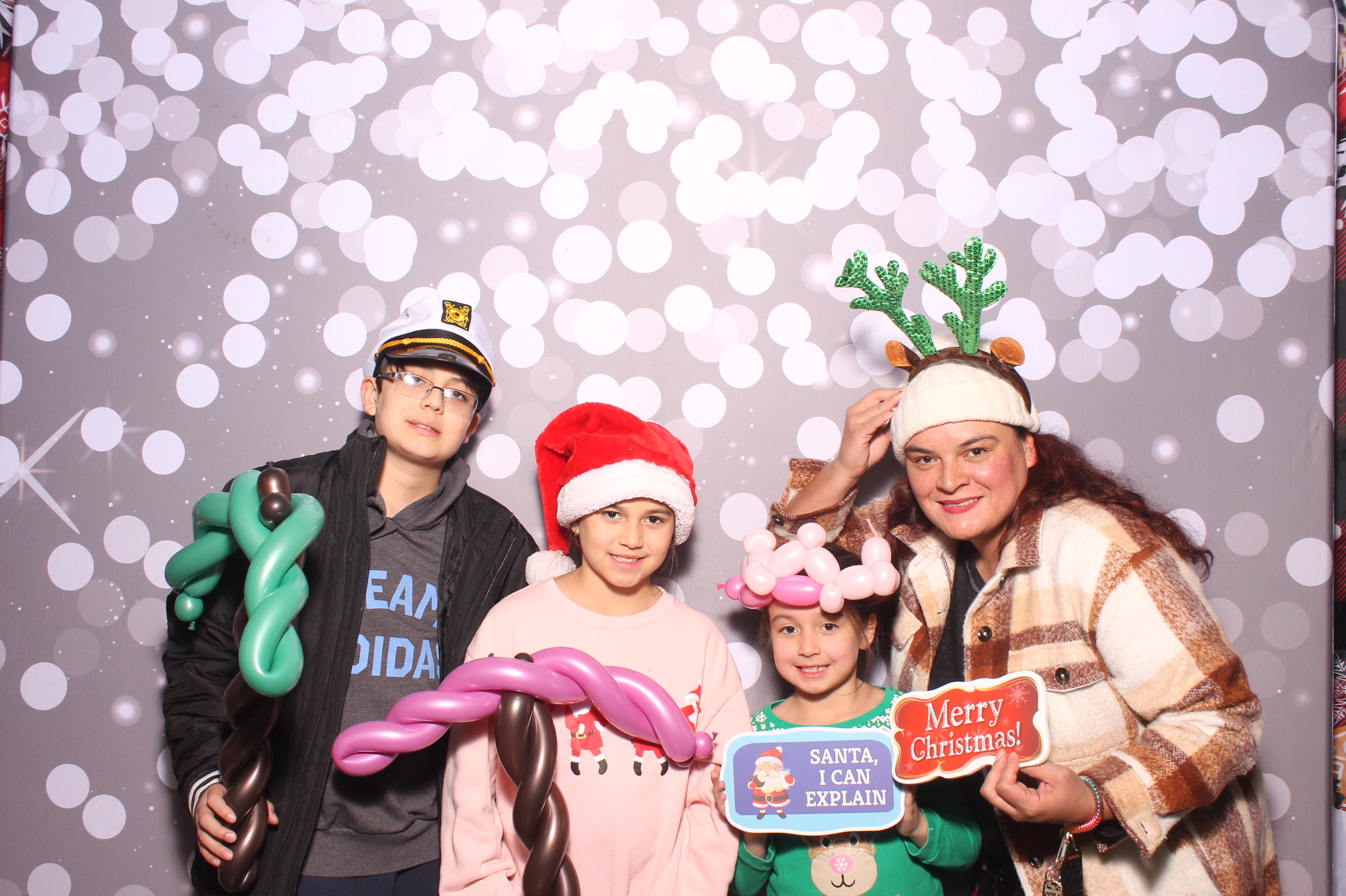 Hamilton TWP. Maineville Joint Tree Lighting | View more photos from the event at gallery.photoboothcincy.com/u/PhotoBoothCincy/Hamilton-TWP-Maineville-Joint-Tree-Lighting