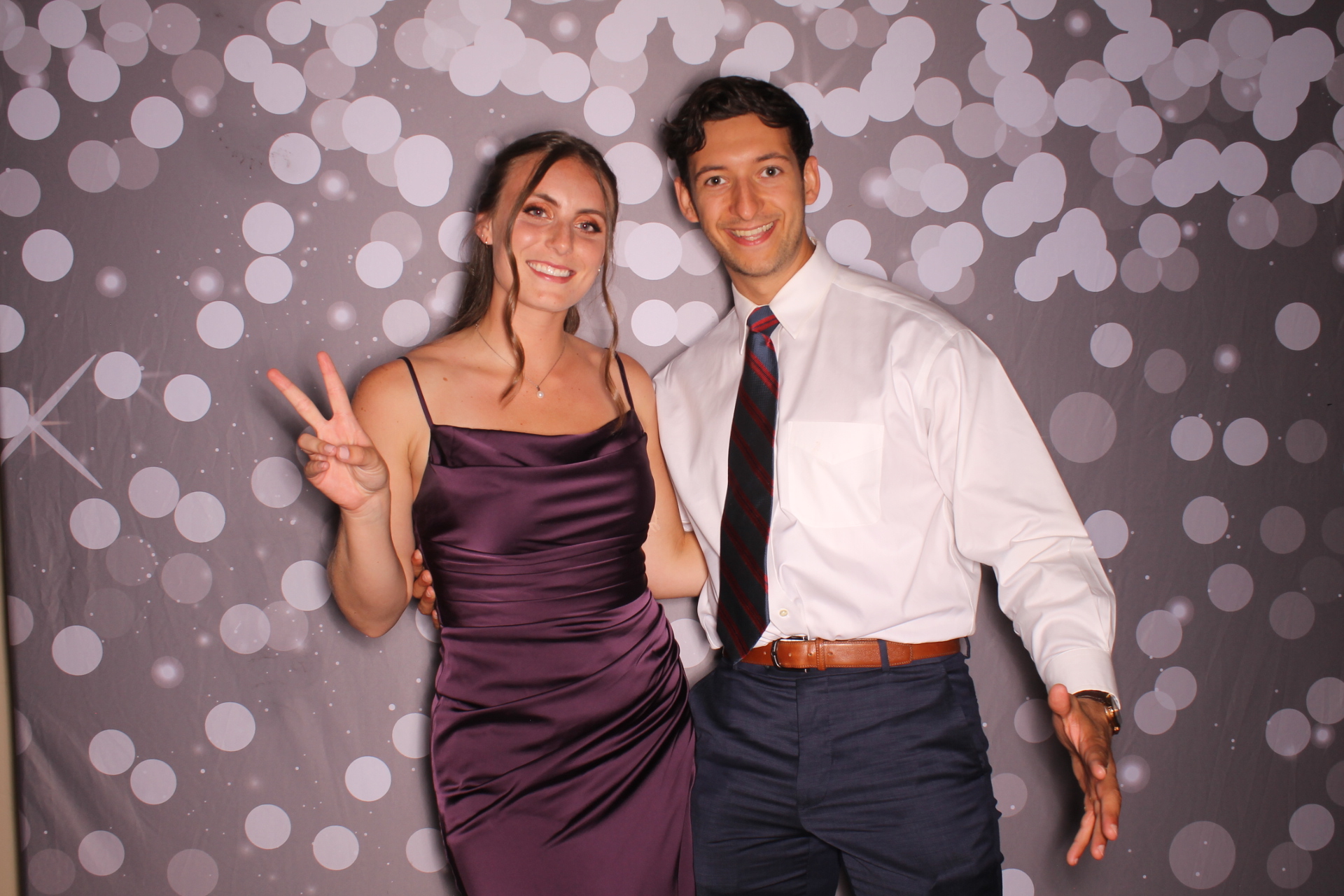 Hannah & Daniel | View more photos from the event at gallery.photoboothcincy.com/u/PhotoBoothCincy/Hannah-Daniel