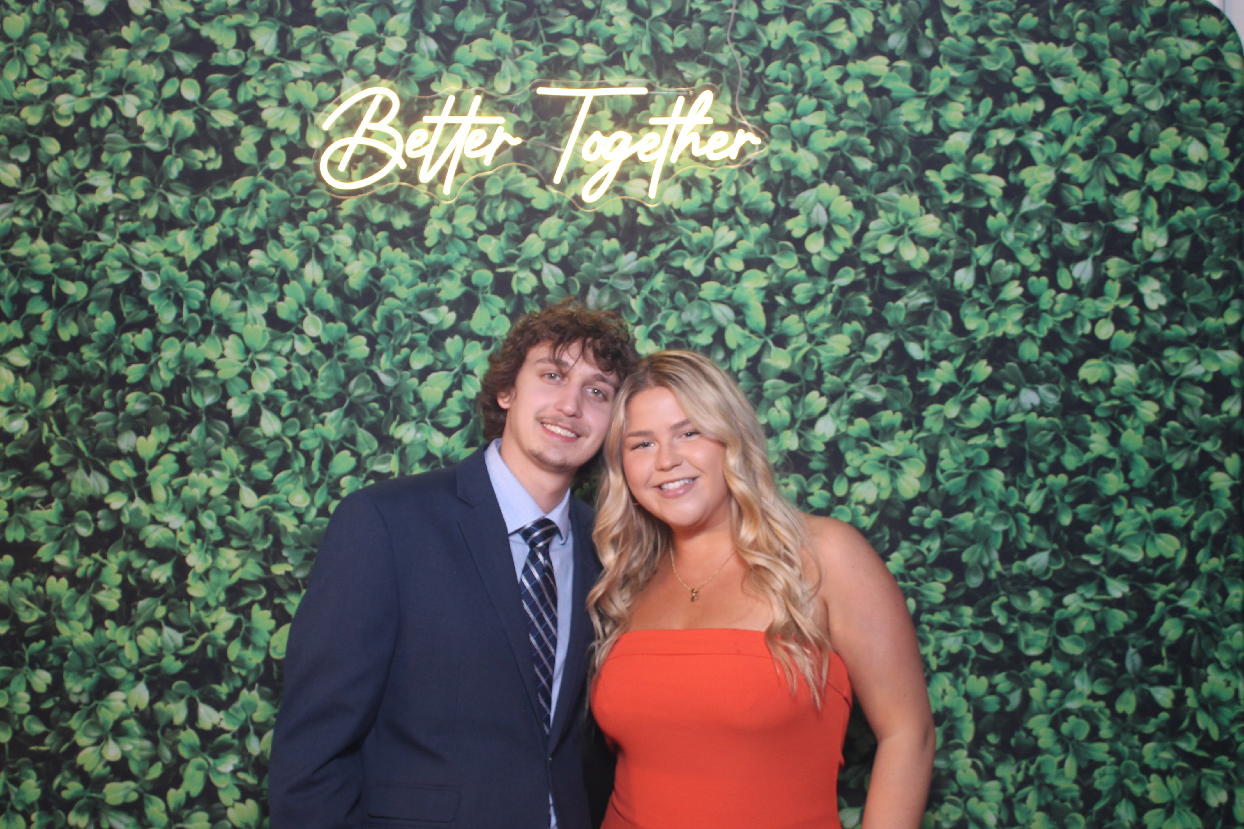 Hayley Perry Reception | View more photos from the event at gallery.photoboothcincy.com/u/PhotoBoothCincy/Hayley-Perry-Reception