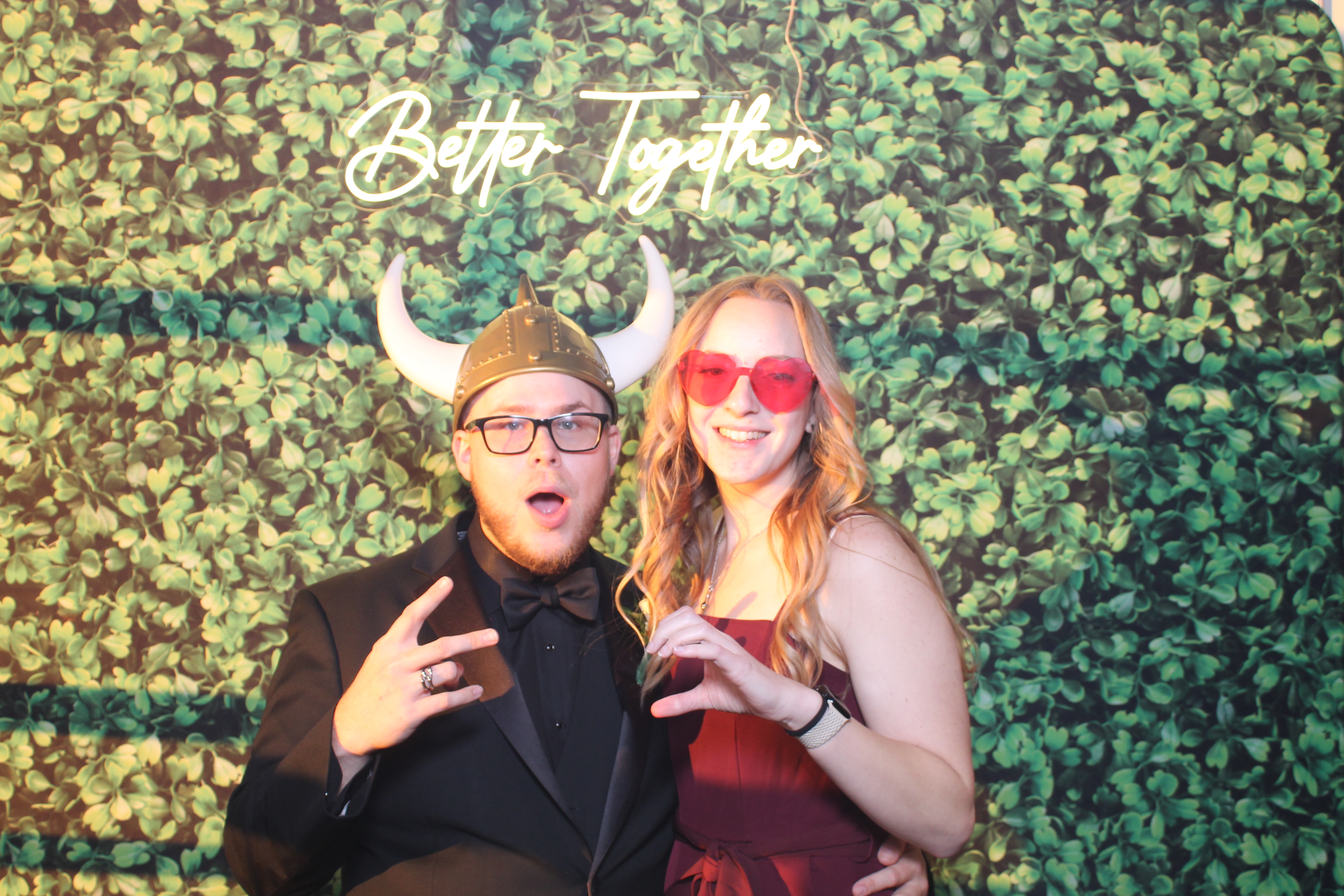 Hayley Perry Reception | View more photos from the event at gallery.photoboothcincy.com/u/PhotoBoothCincy/Hayley-Perry-Reception