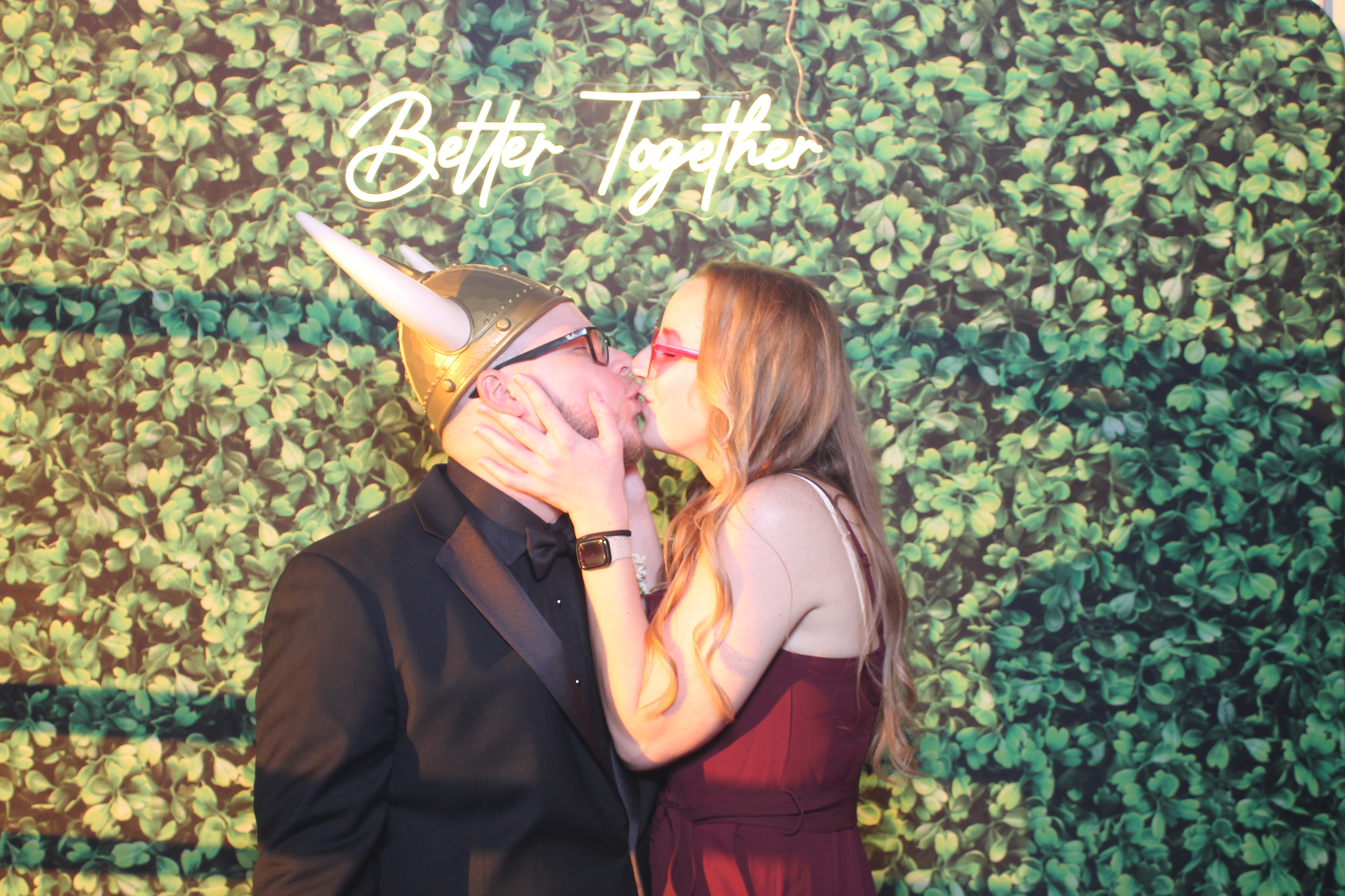 Hayley Perry Reception | View more photos from the event at gallery.photoboothcincy.com/u/PhotoBoothCincy/Hayley-Perry-Reception