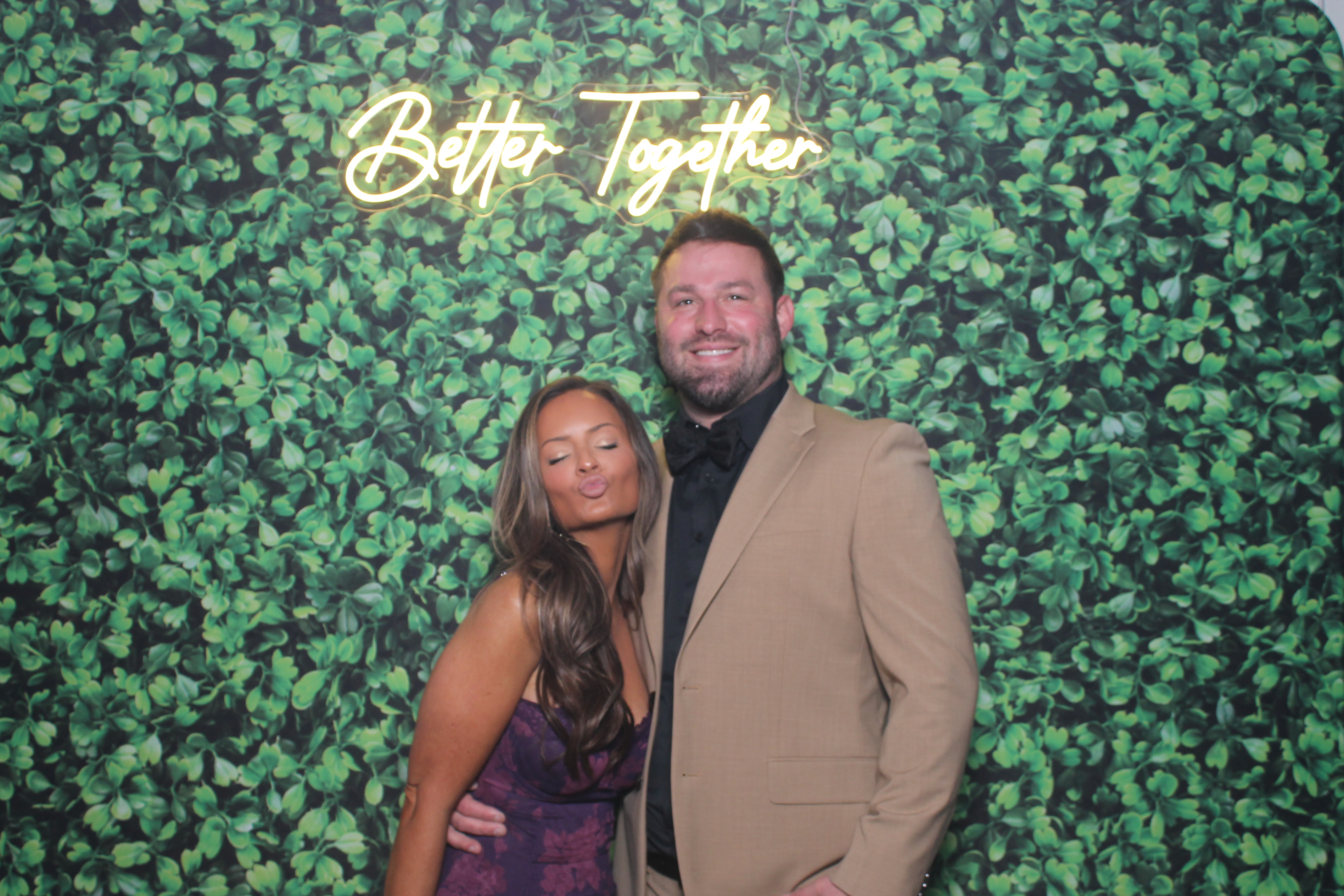 Hayley Perry Reception | View more photos from the event at gallery.photoboothcincy.com/u/PhotoBoothCincy/Hayley-Perry-Reception
