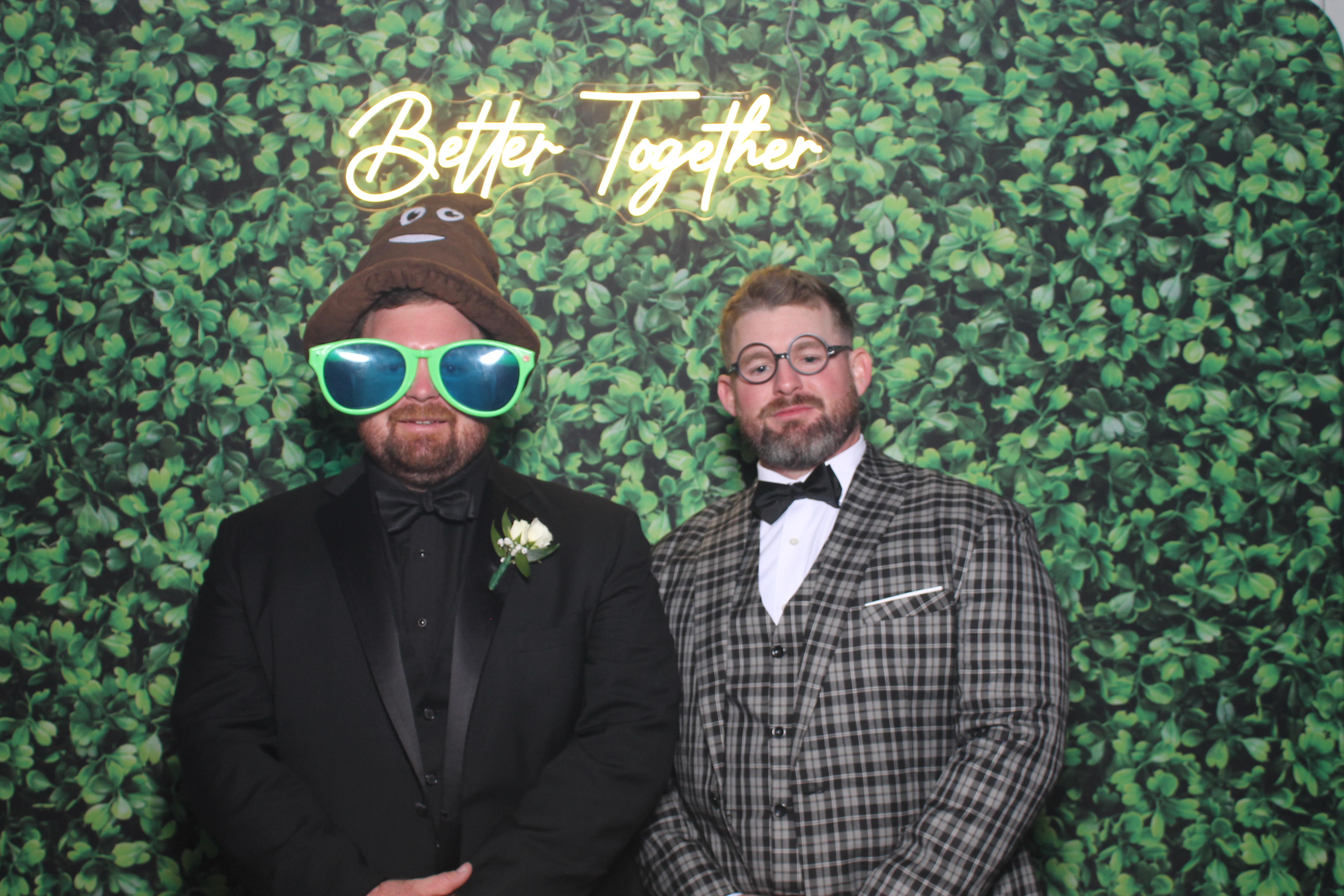 Hayley Perry Reception | View more photos from the event at gallery.photoboothcincy.com/u/PhotoBoothCincy/Hayley-Perry-Reception
