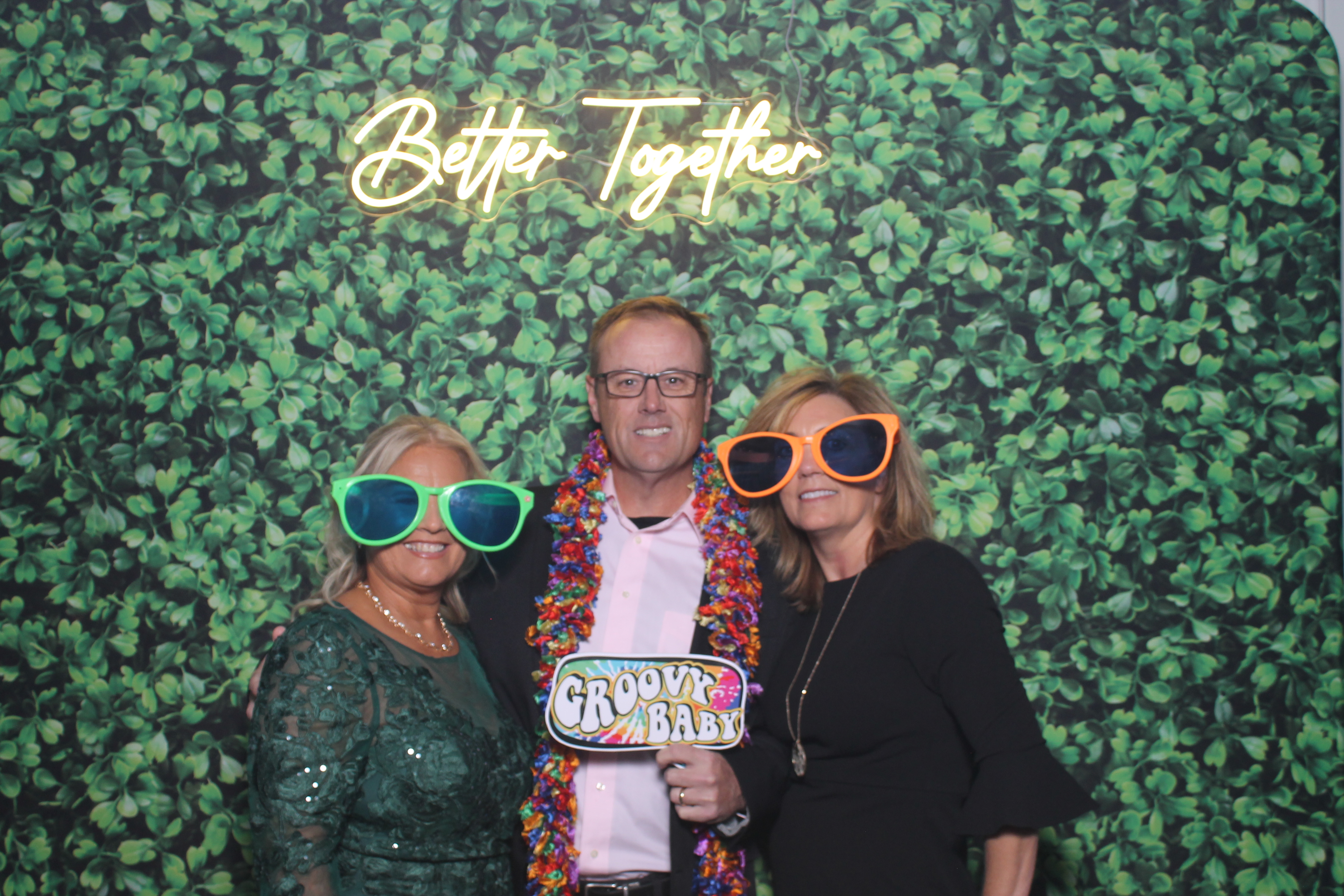 Hayley Perry Reception | View more photos from the event at gallery.photoboothcincy.com/u/PhotoBoothCincy/Hayley-Perry-Reception