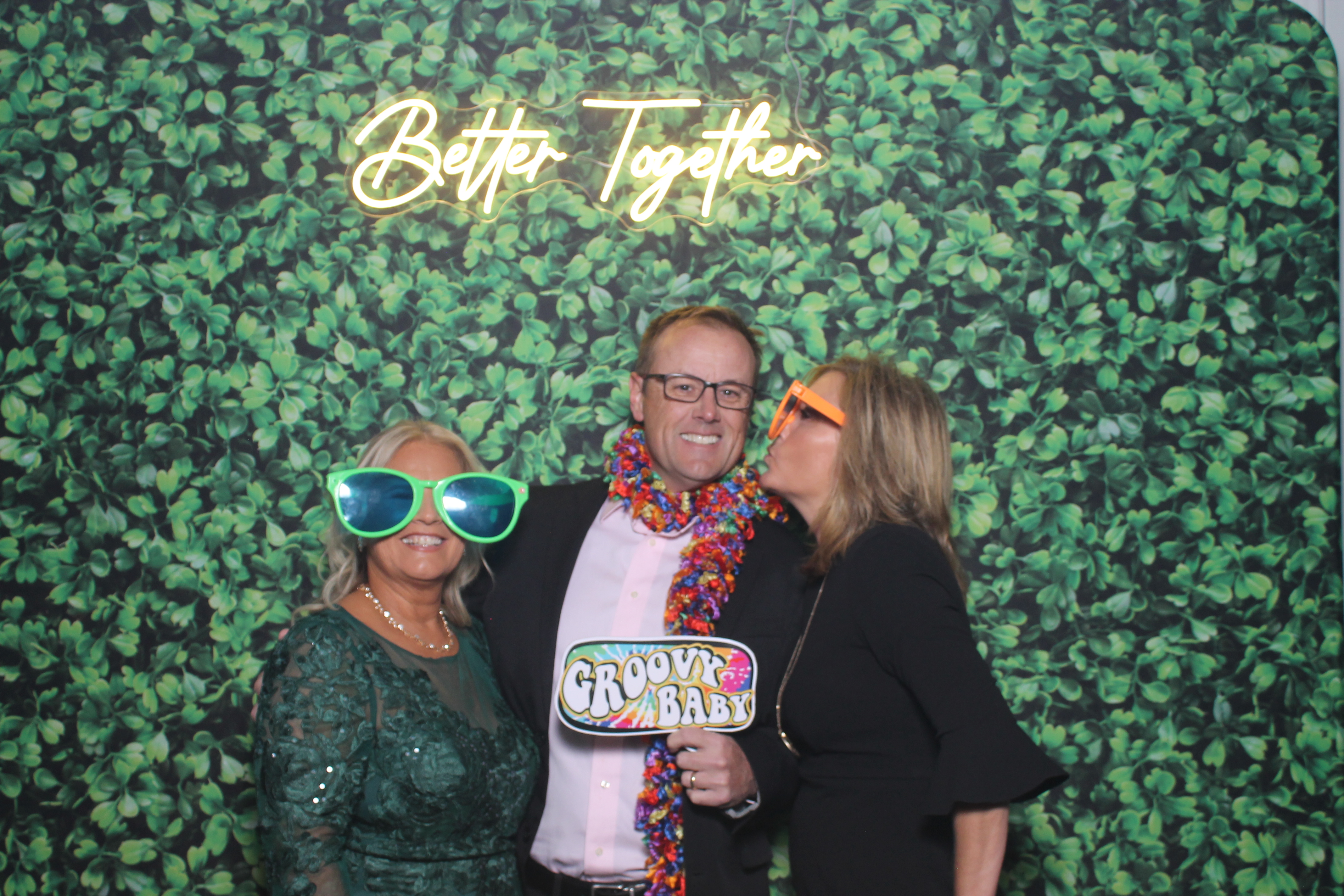 Hayley Perry Reception | View more photos from the event at gallery.photoboothcincy.com/u/PhotoBoothCincy/Hayley-Perry-Reception