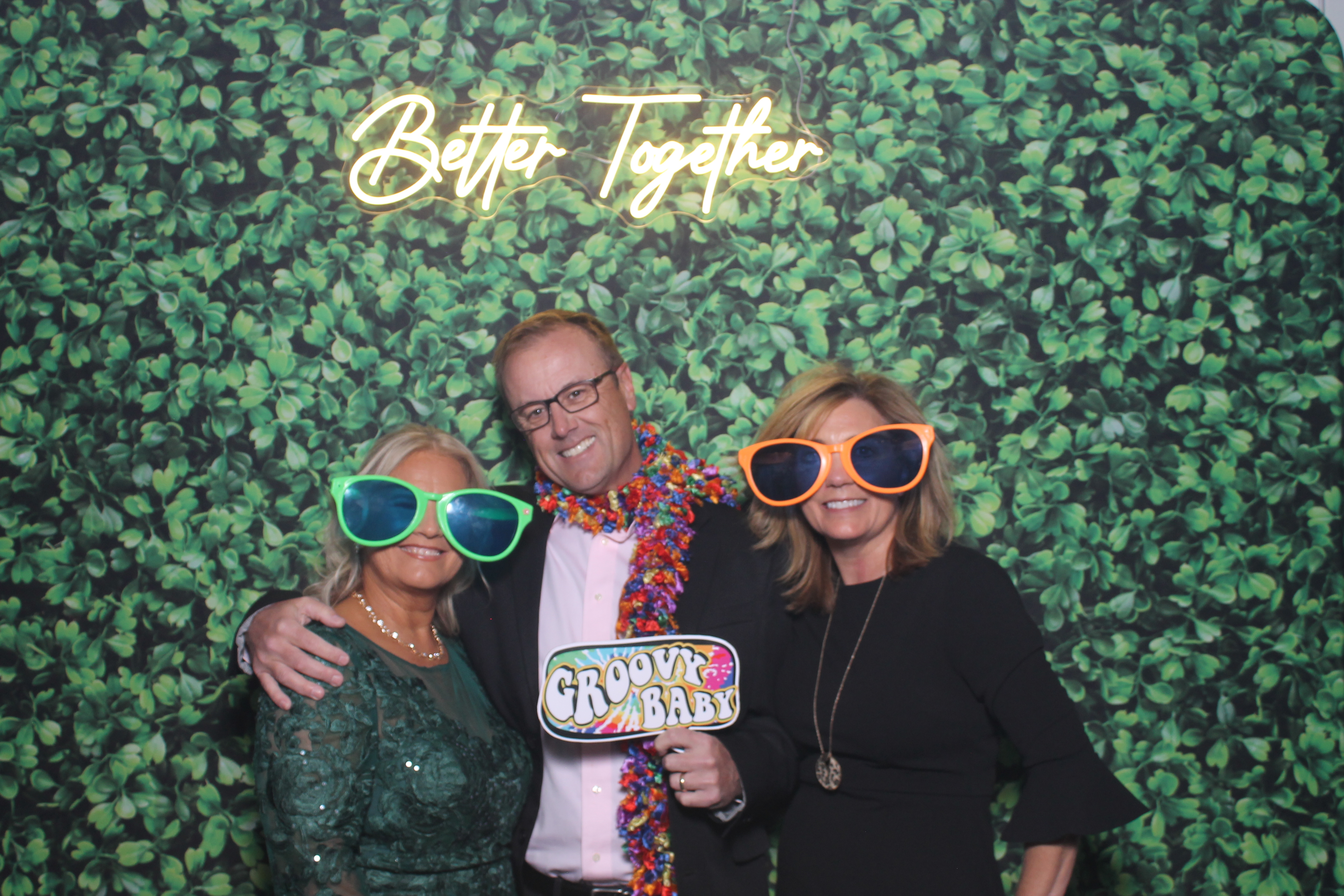 Hayley Perry Reception | View more photos from the event at gallery.photoboothcincy.com/u/PhotoBoothCincy/Hayley-Perry-Reception