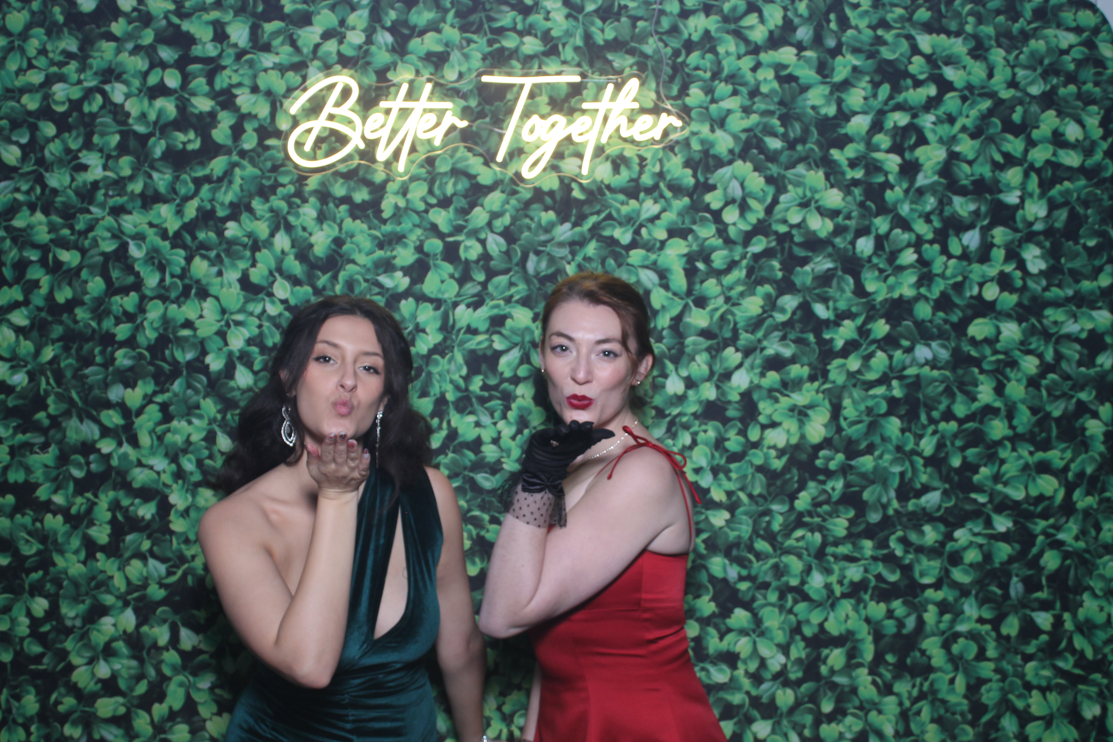 Hayley Perry Reception | View more photos from the event at gallery.photoboothcincy.com/u/PhotoBoothCincy/Hayley-Perry-Reception
